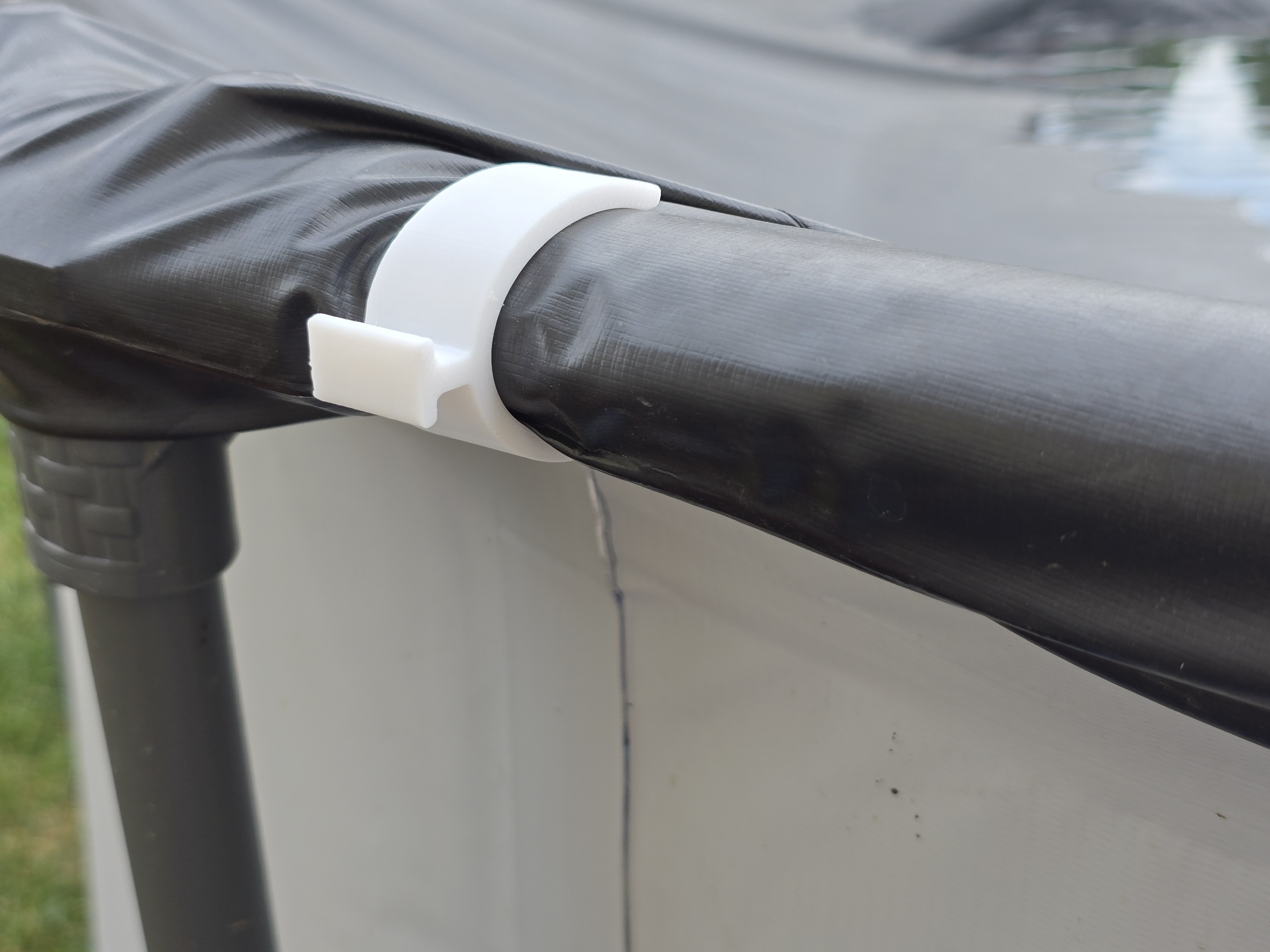 Securing Bestway Pool Cover Clip