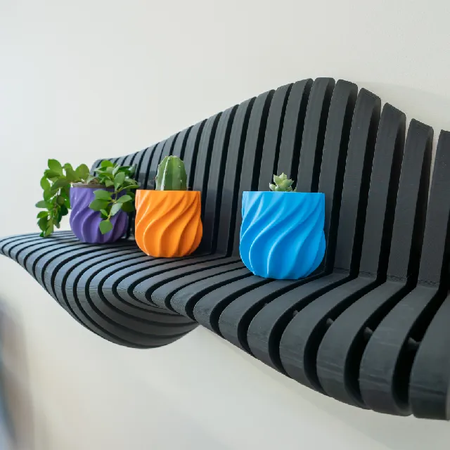 Wavy decorate ribs shelf