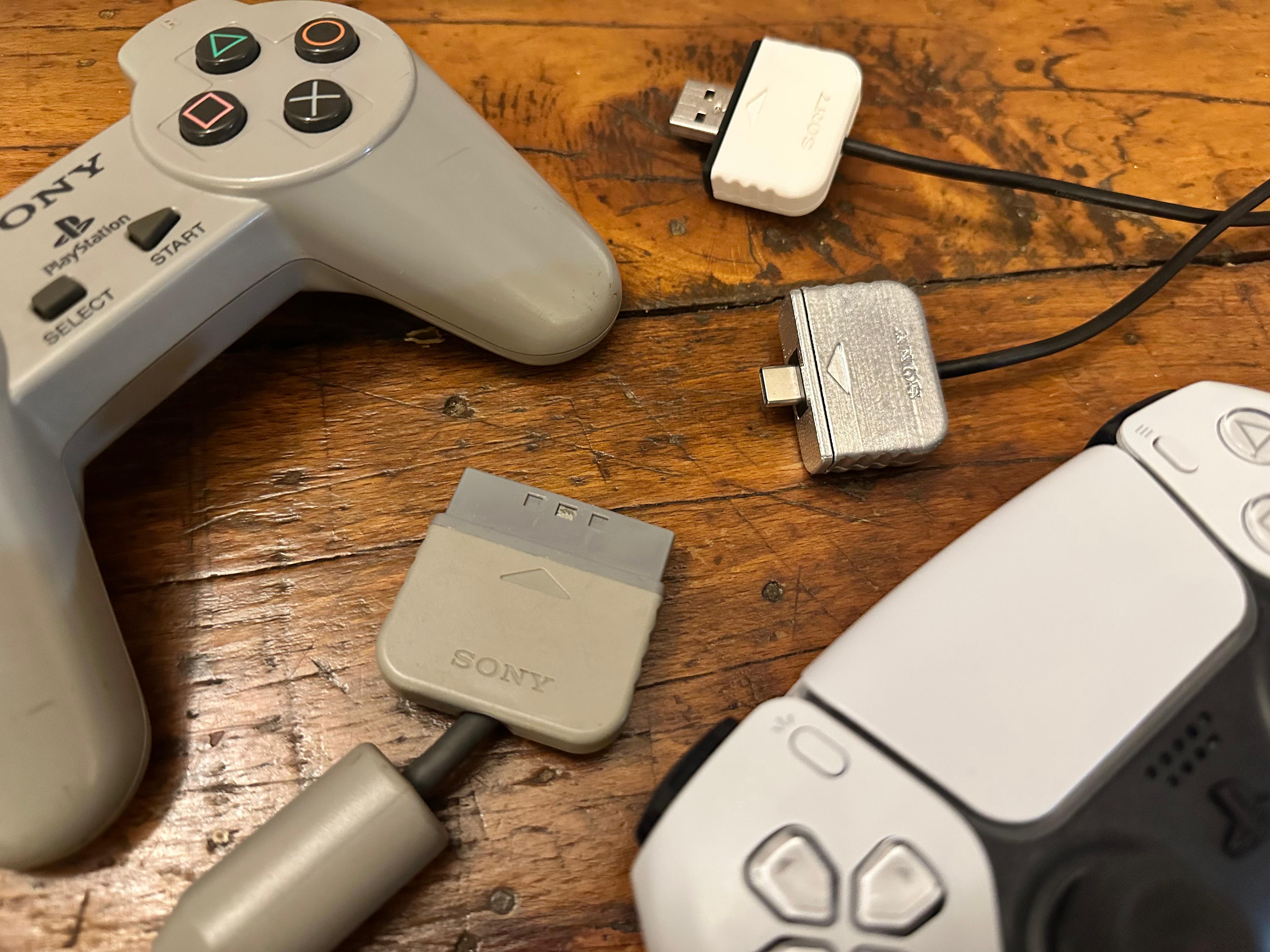 PS5 Playstation 30th Anniversary Accessories - PSOne Cable End - photo 2