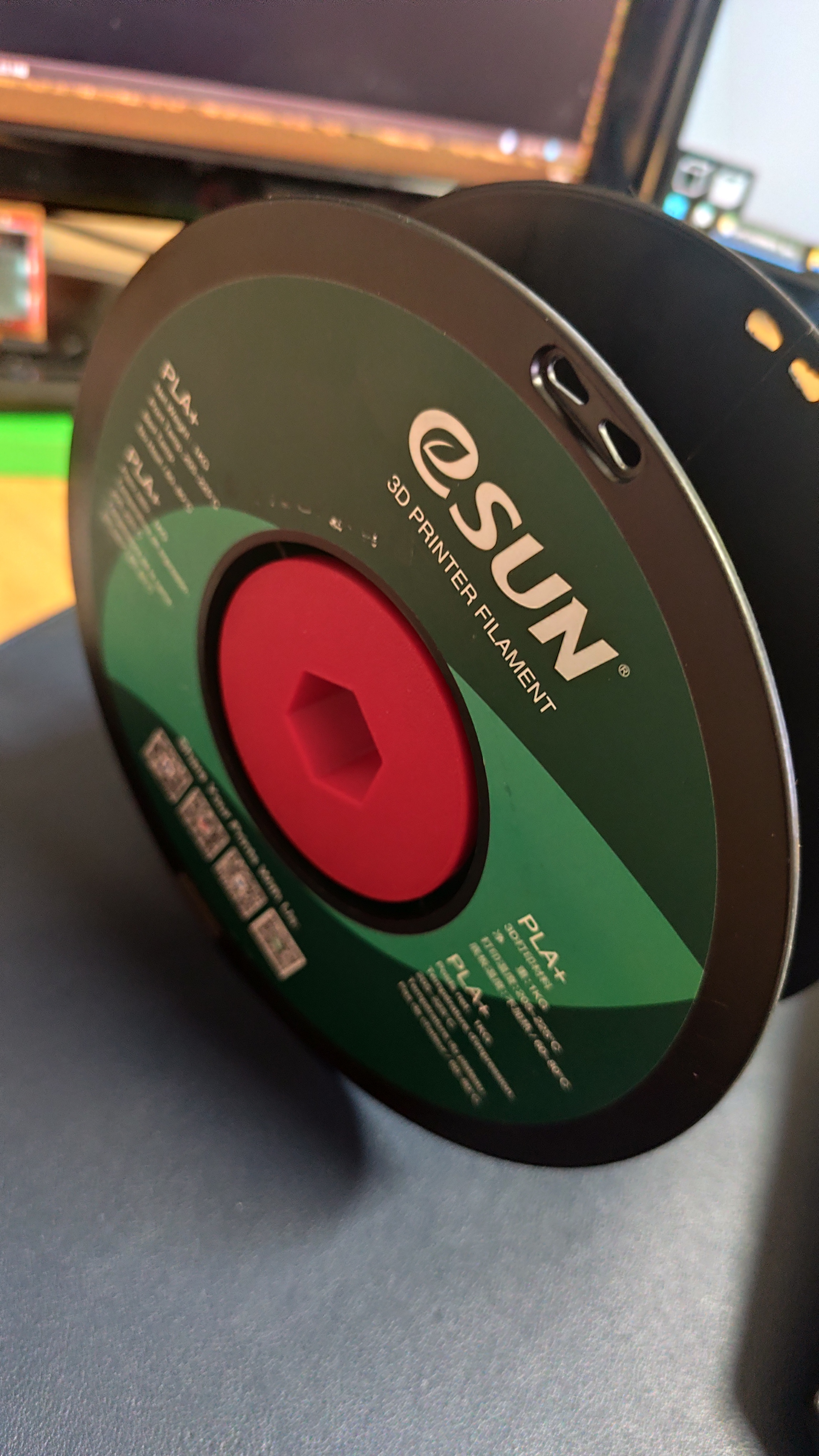 Clamp for Recycling and Reusing eSun Spools for Filament Refills
