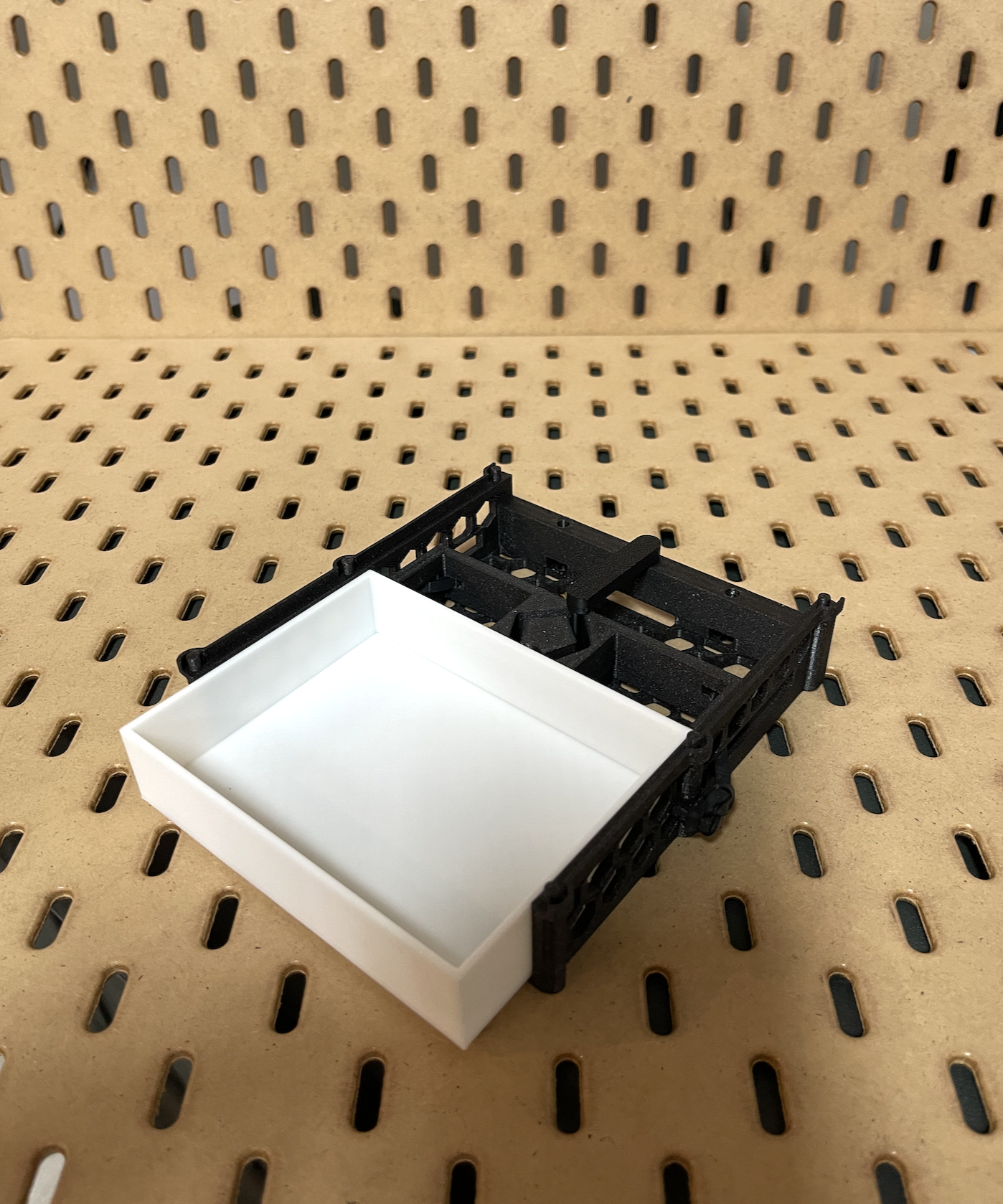 Push Latch Storage Box - photo 3
