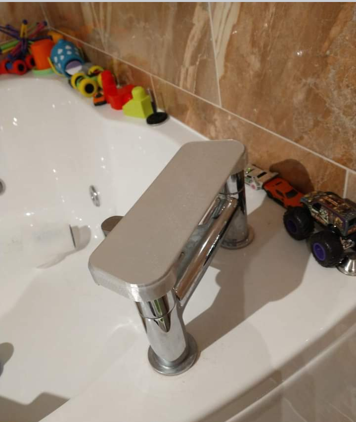 This is a tap clamp to stop small children turning on bath taps and scalding themselves etc - photo 3