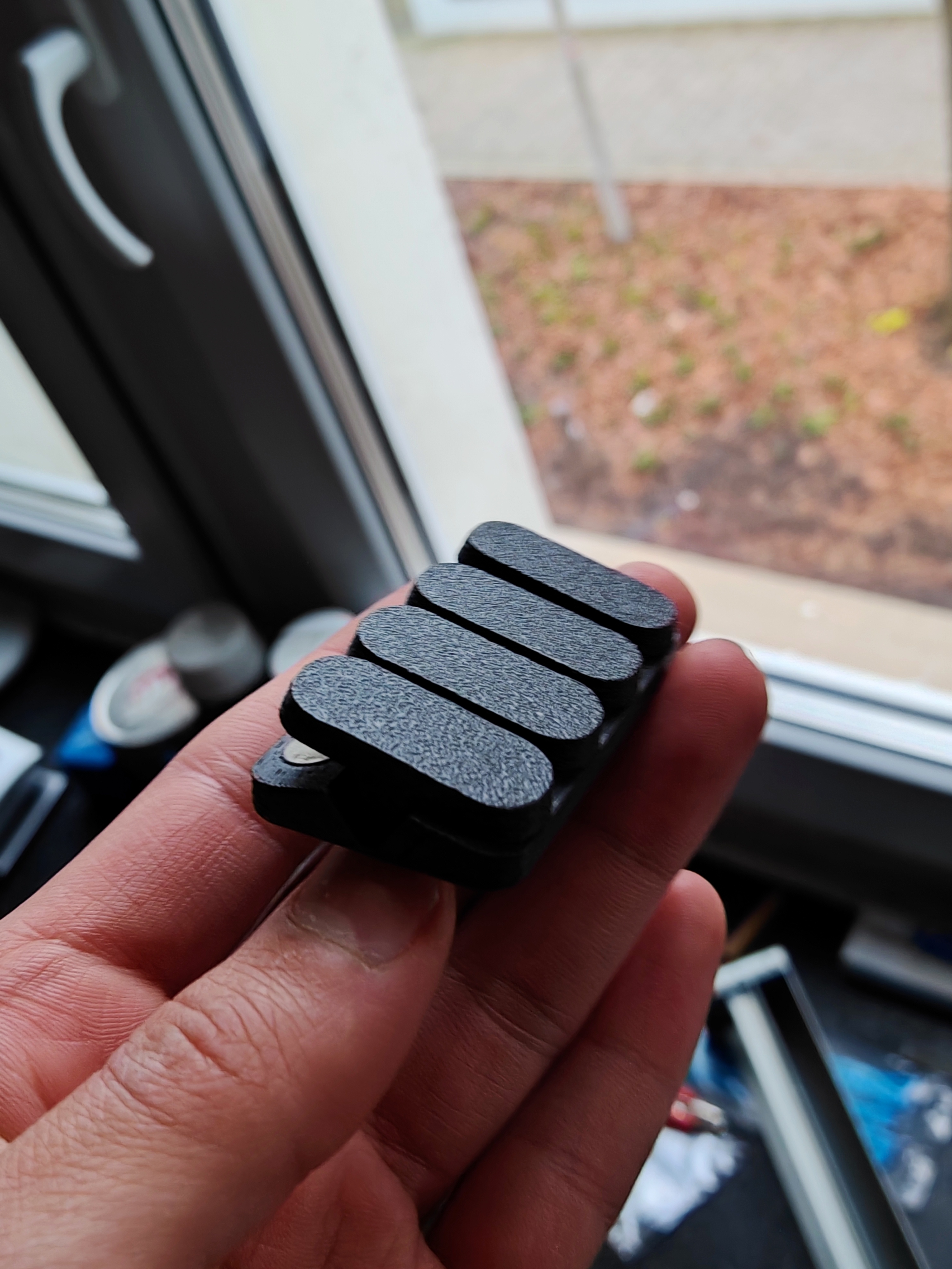 Fidget Toy tiktak magnet clicking - photo 2