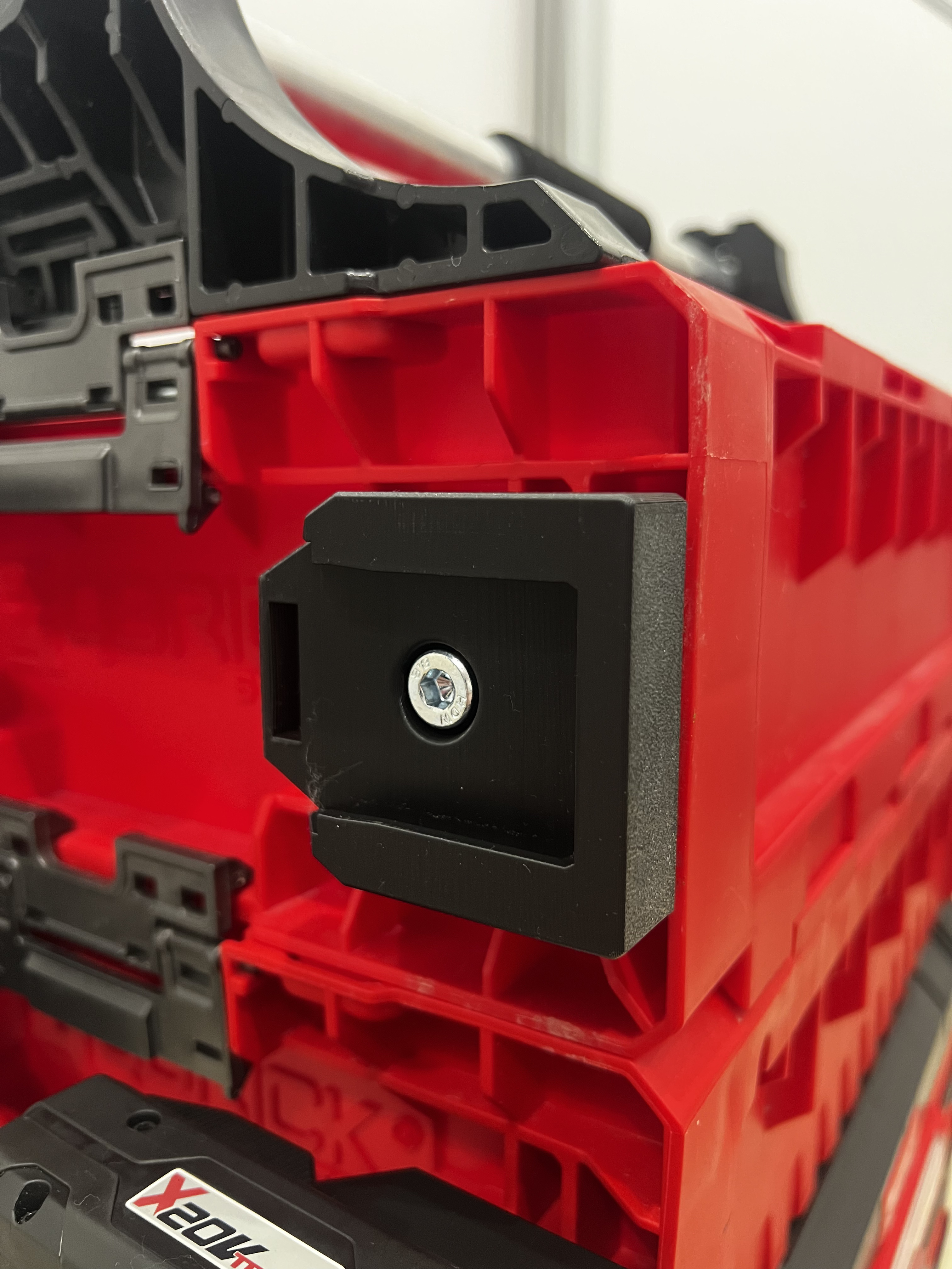 Qbrick Parkside battery mount - photo 3