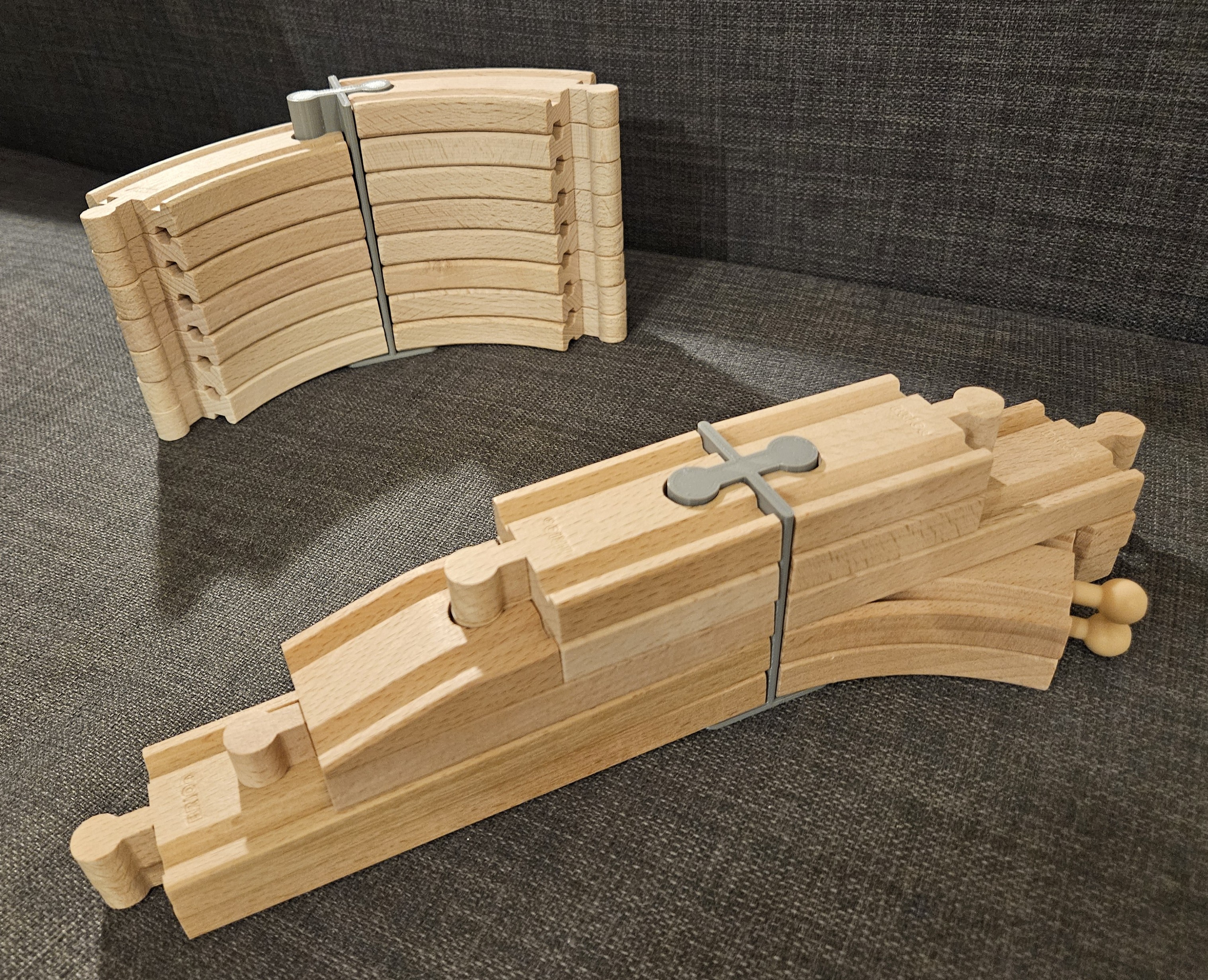Brio train rail storage pillar - photo 2