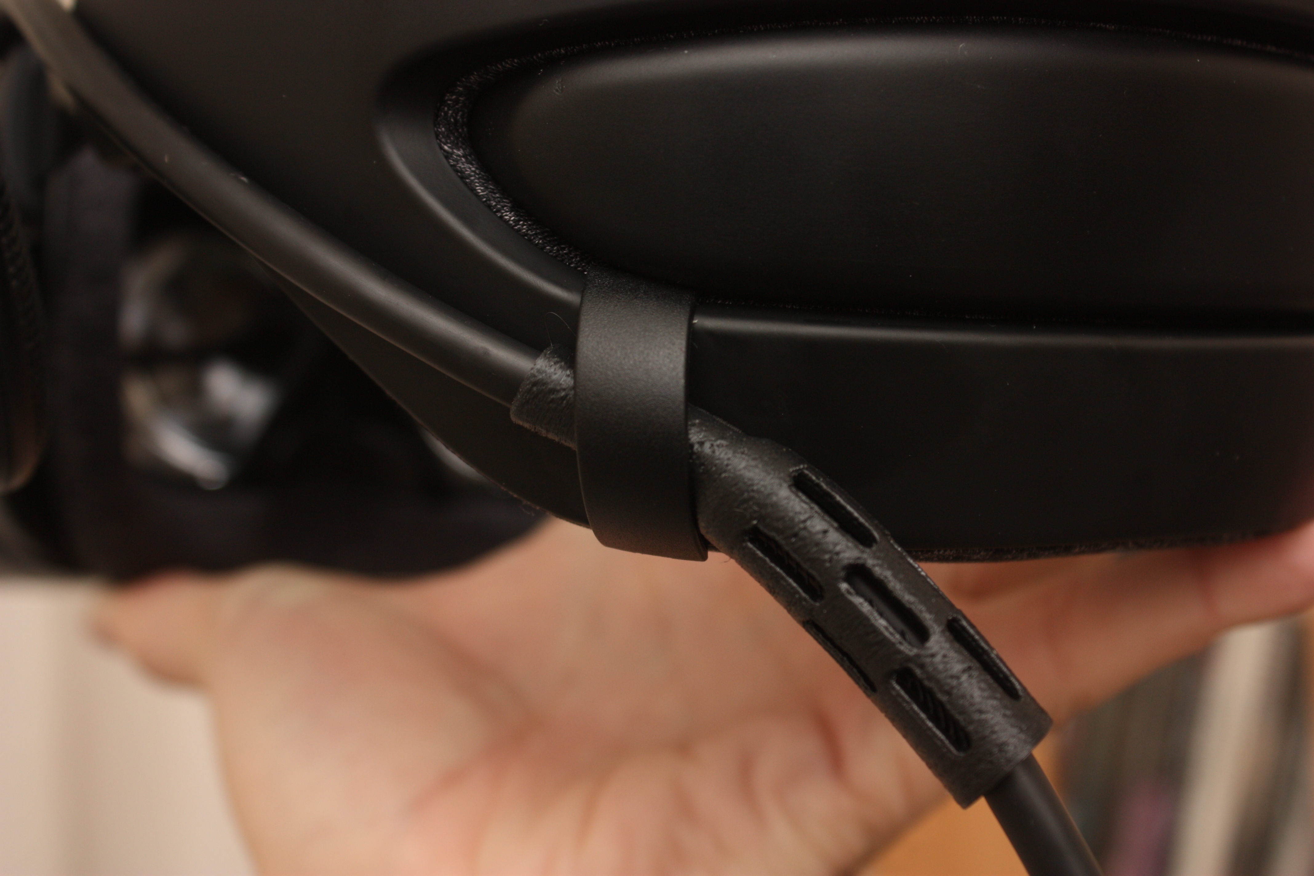 Flex cable relief for Valve Index
