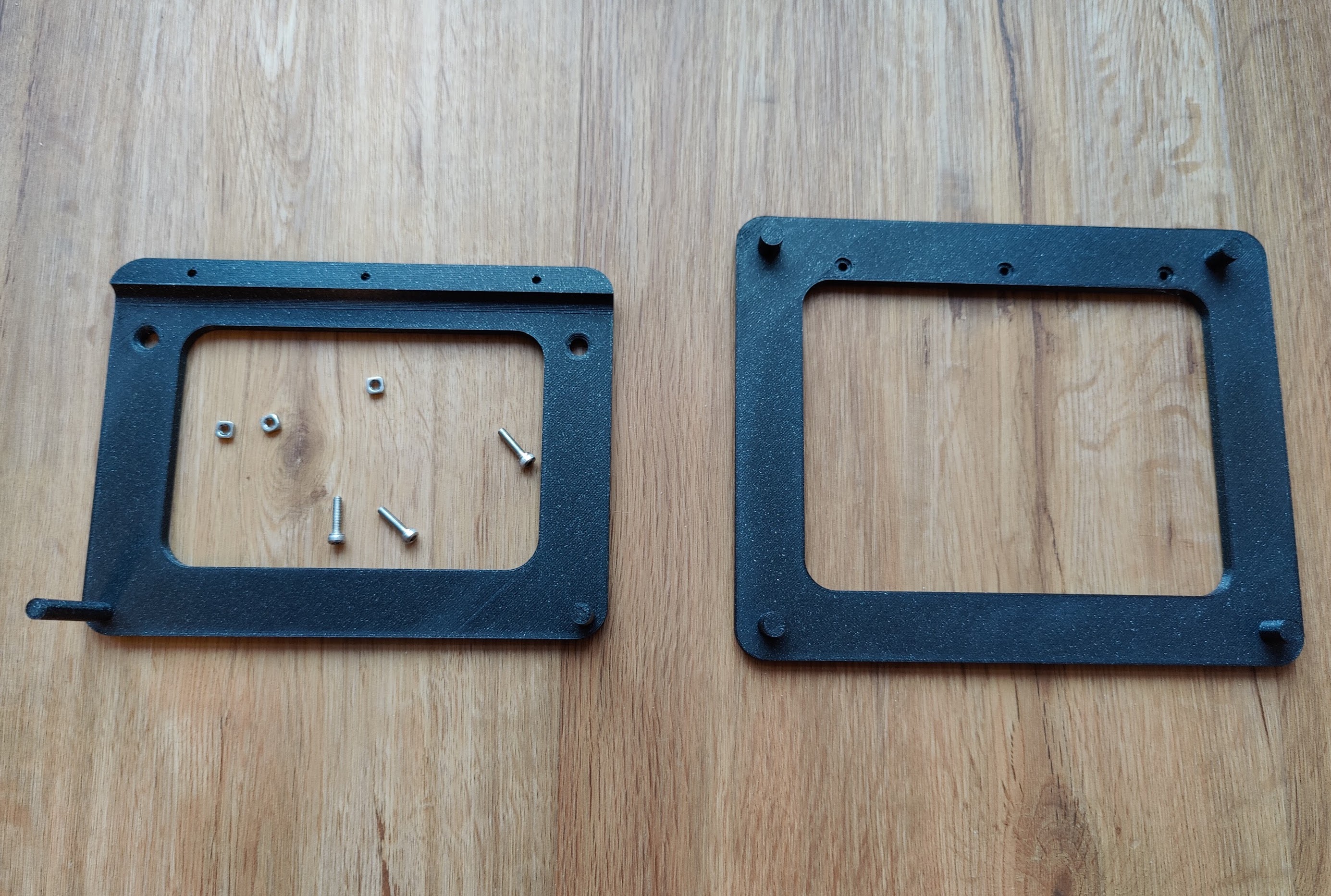 Makita DC18RC Wall Mount - photo 4