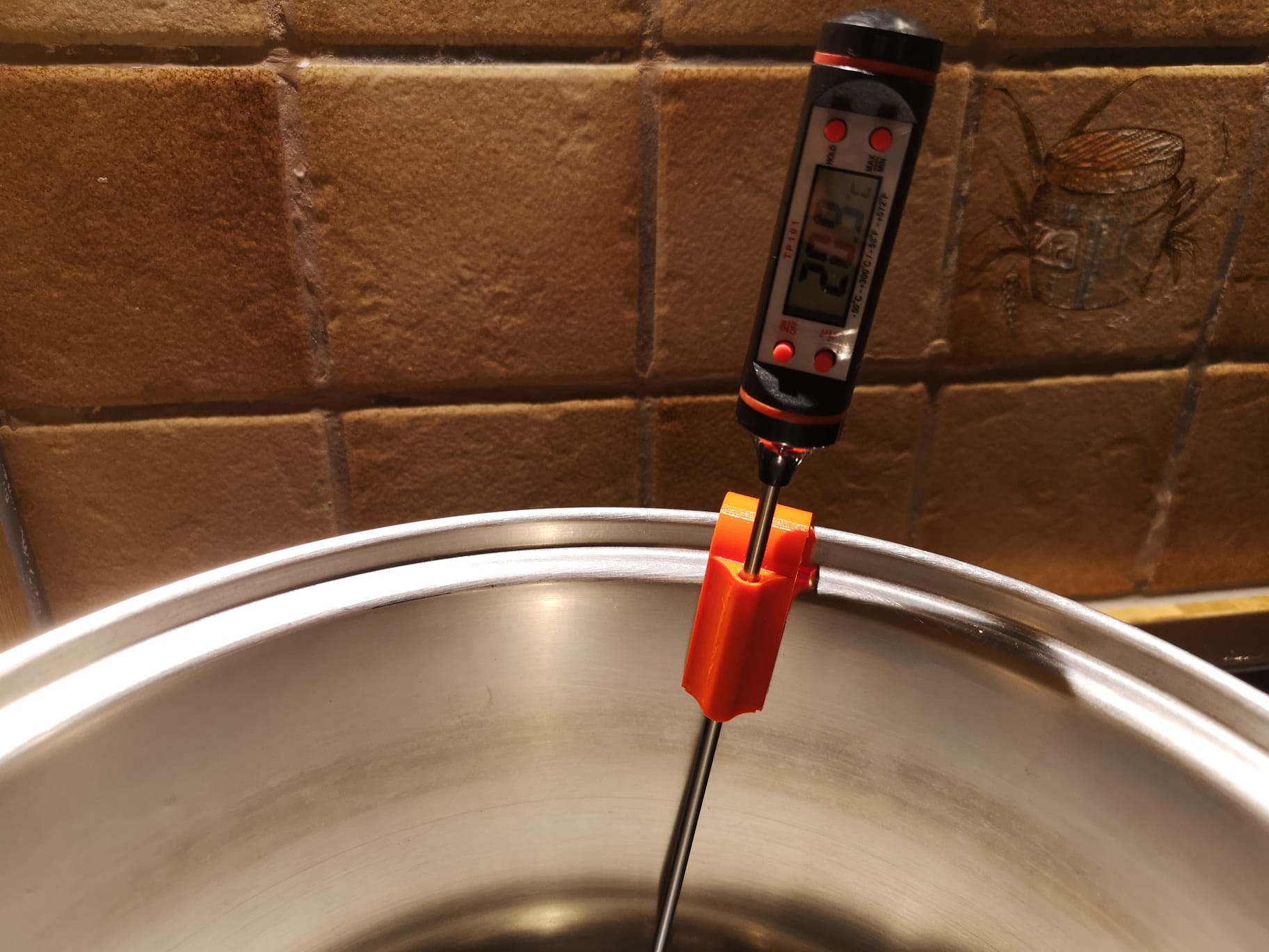 Thermometer Clip