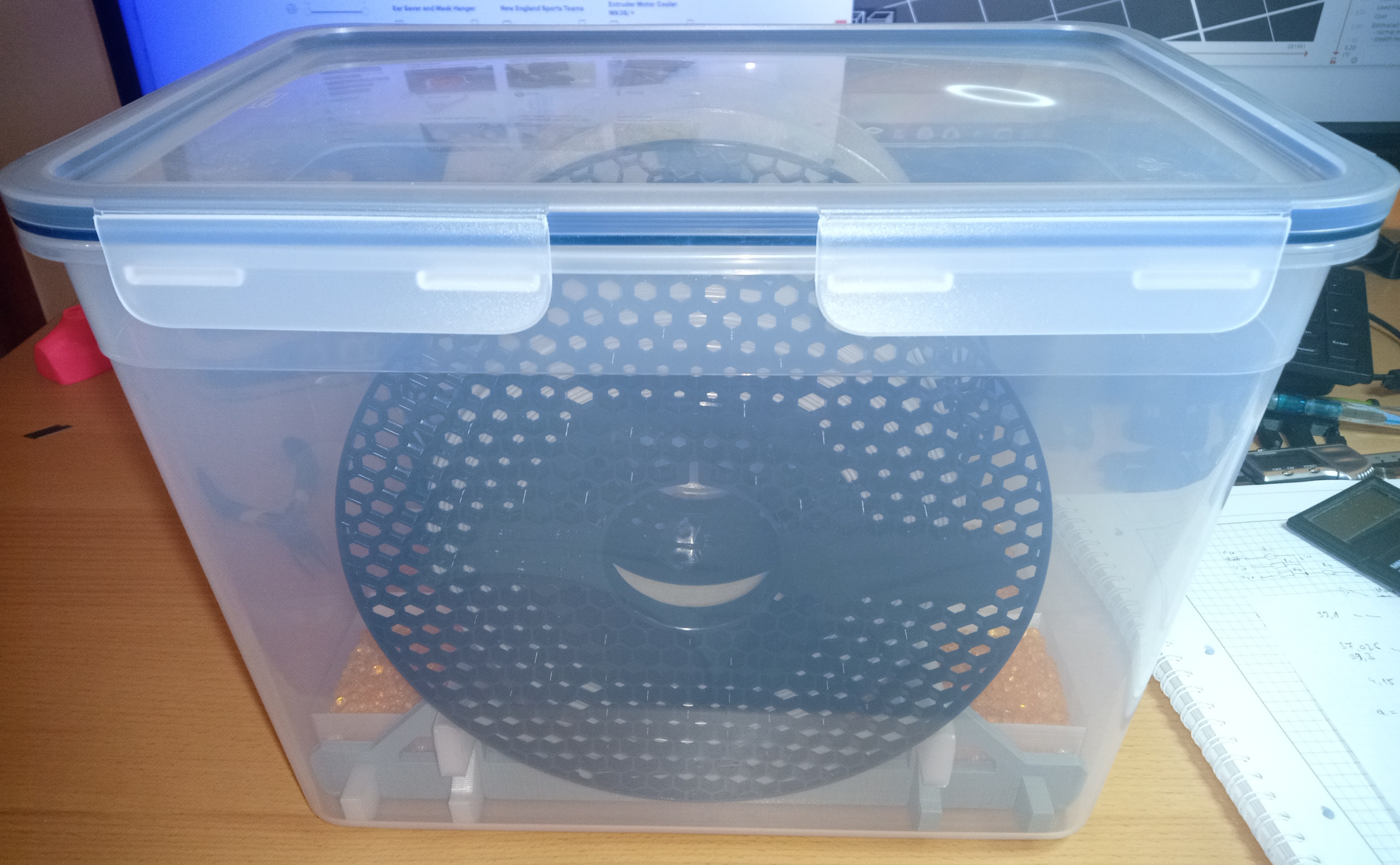 Drybox for filament storage
