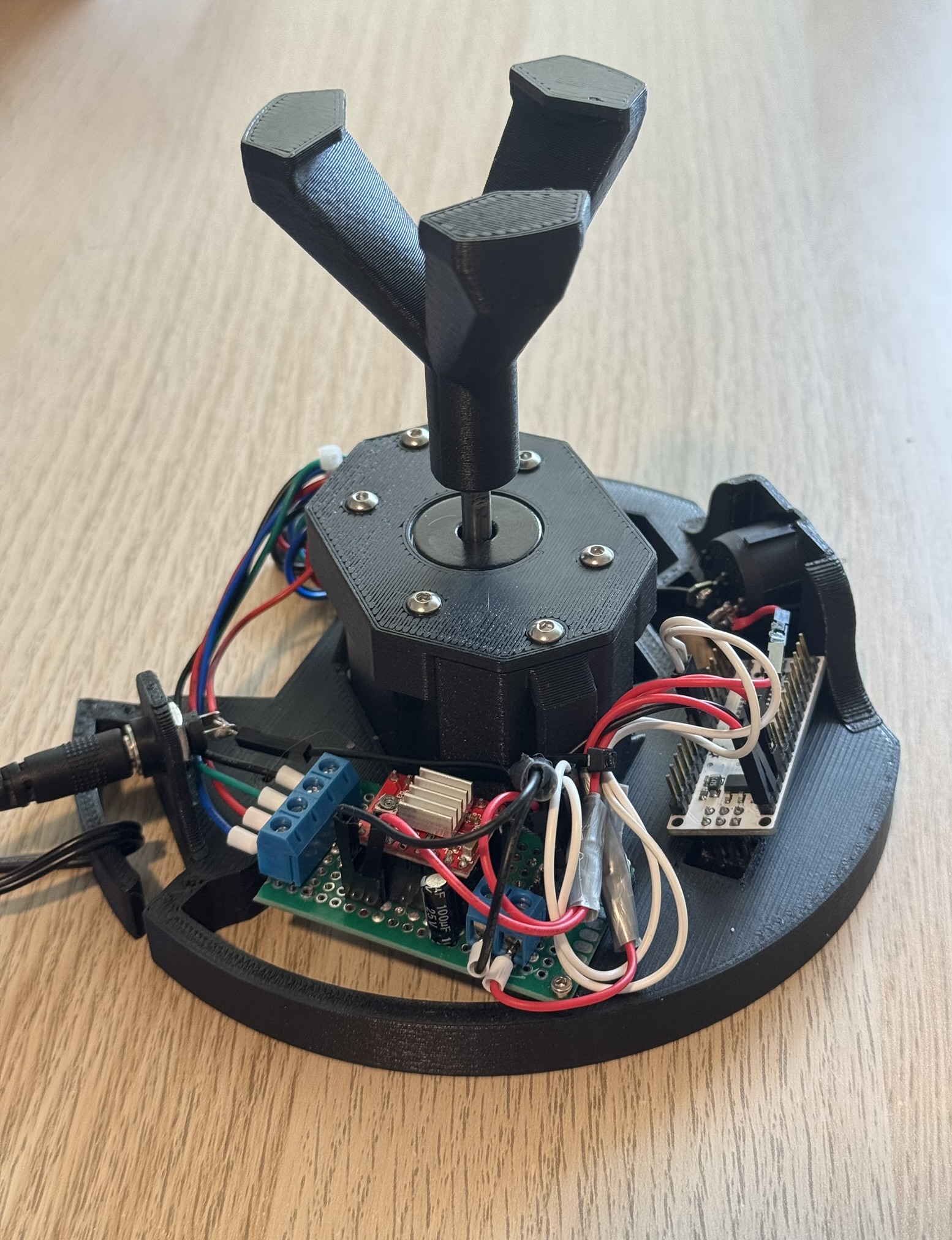 Ball Toy Spinner for Cats