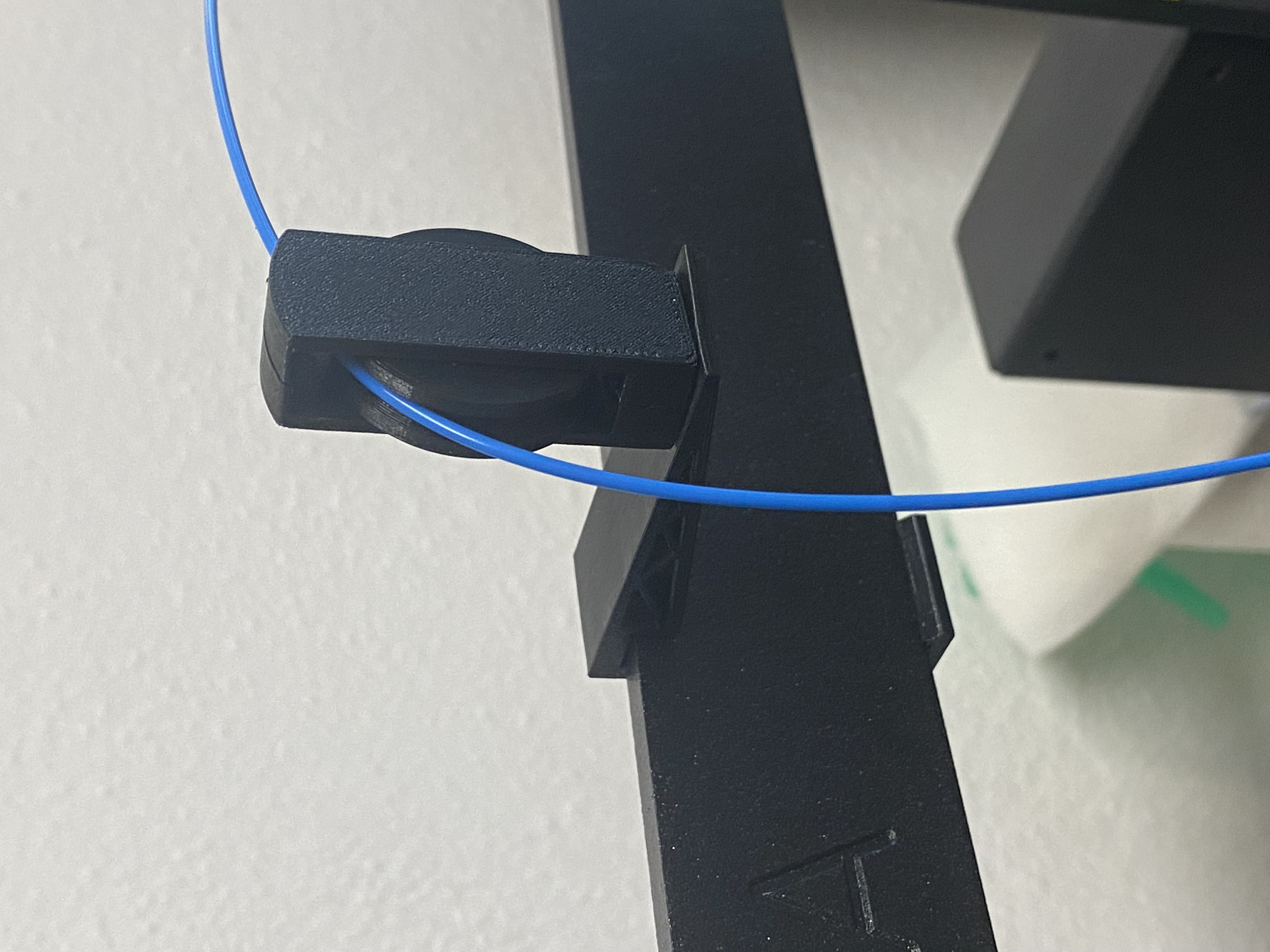 Additional pulley for filament