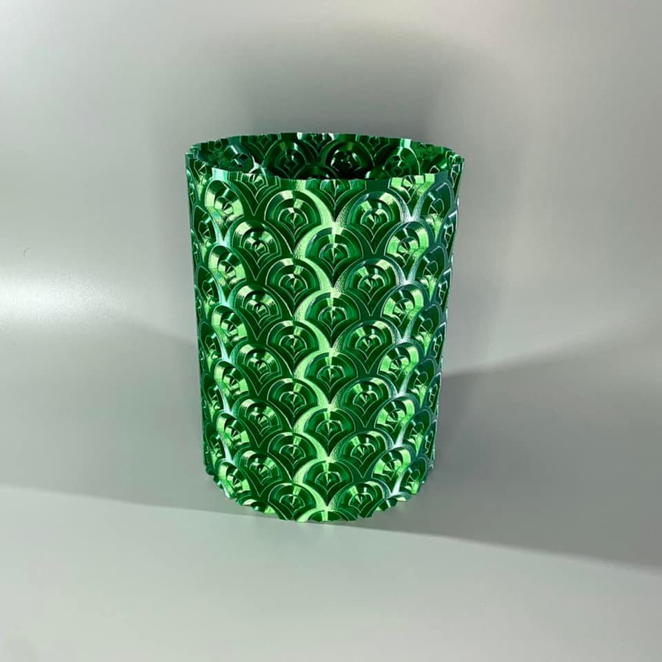 Fish Scale Ripple Vase