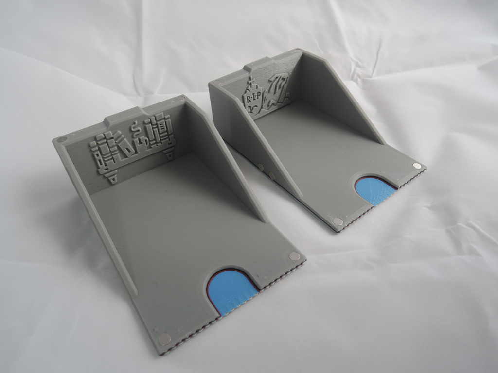 Another Magic The Gathering (MTG) deck box/card tray - photo 3