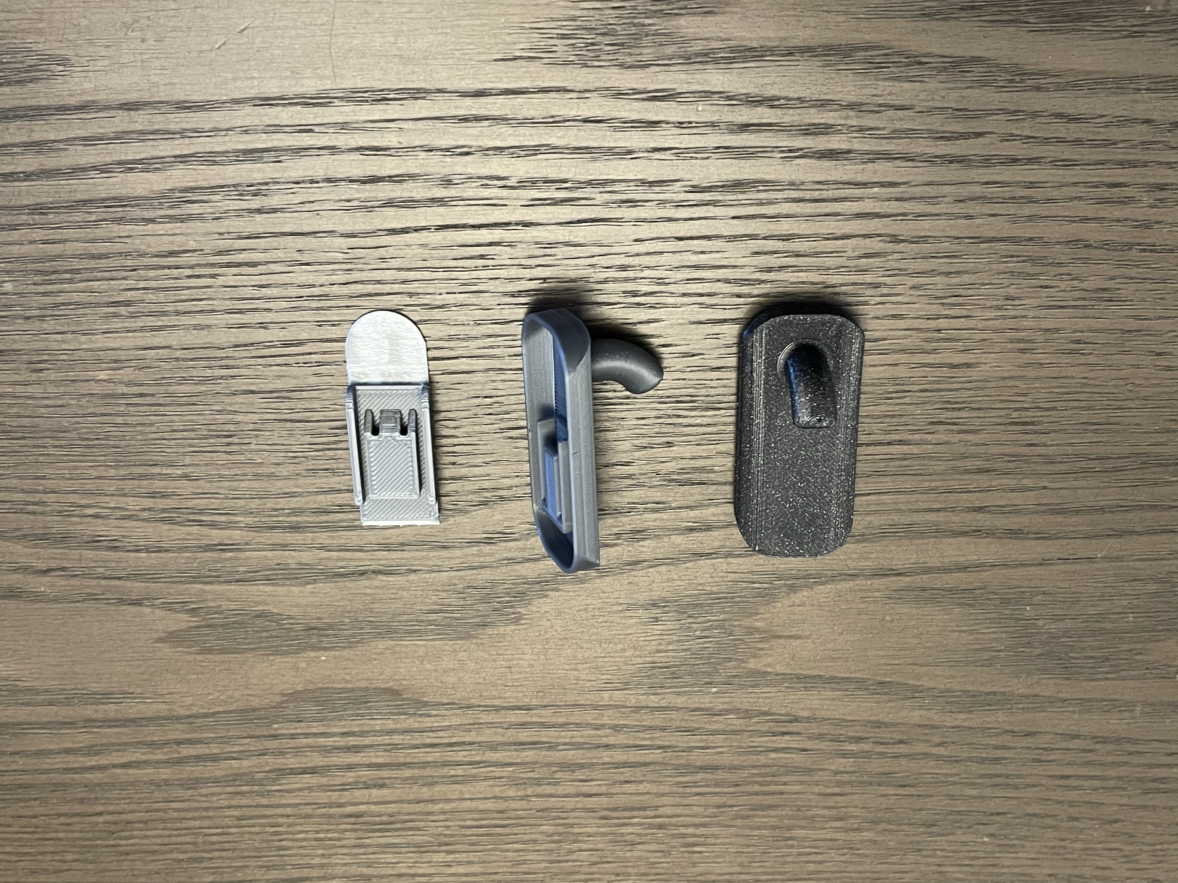 Wall hook for 3M Command strips (small)