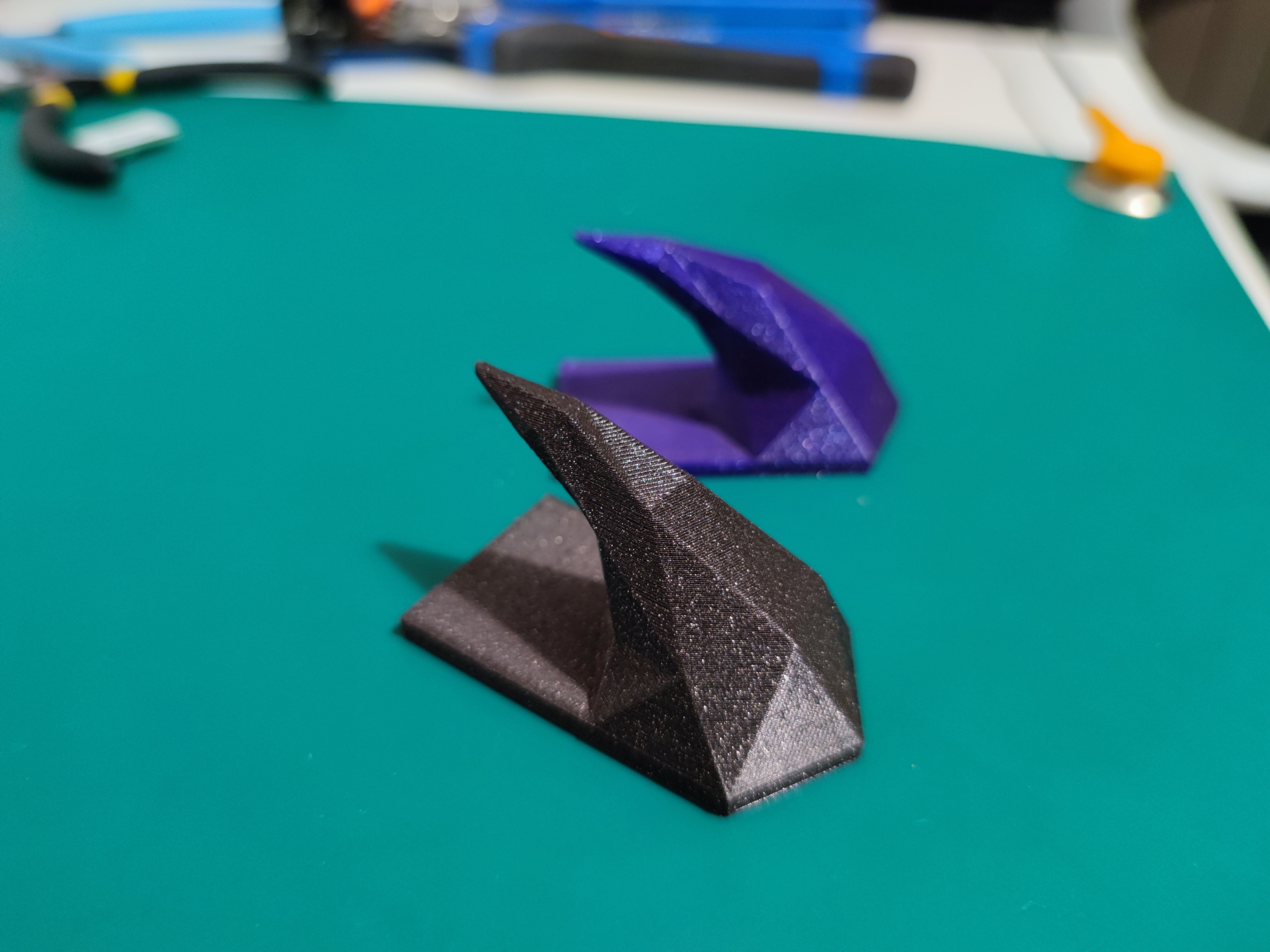 Simple low-poly wall hook - photo 2