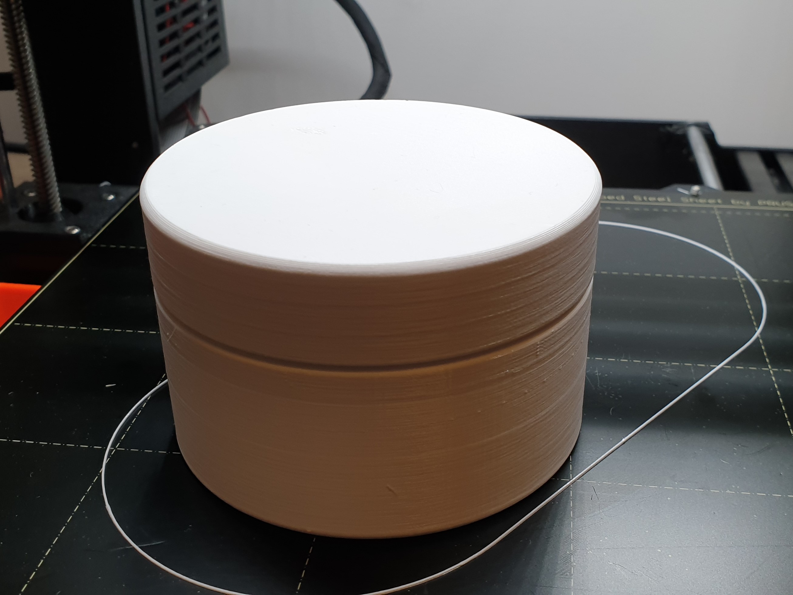 Simple box with screw lid - photo 3