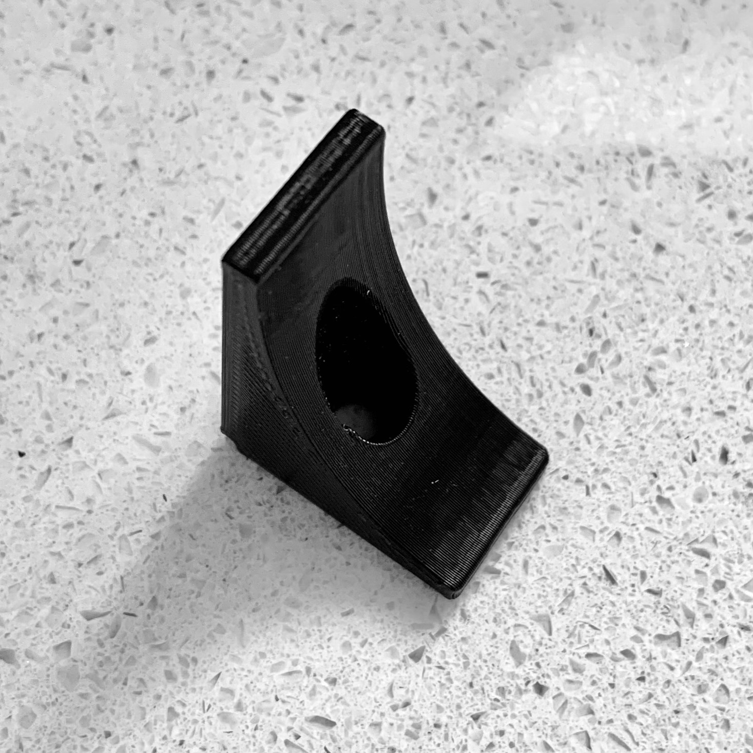 Simple Cabinet Shelf Bracket