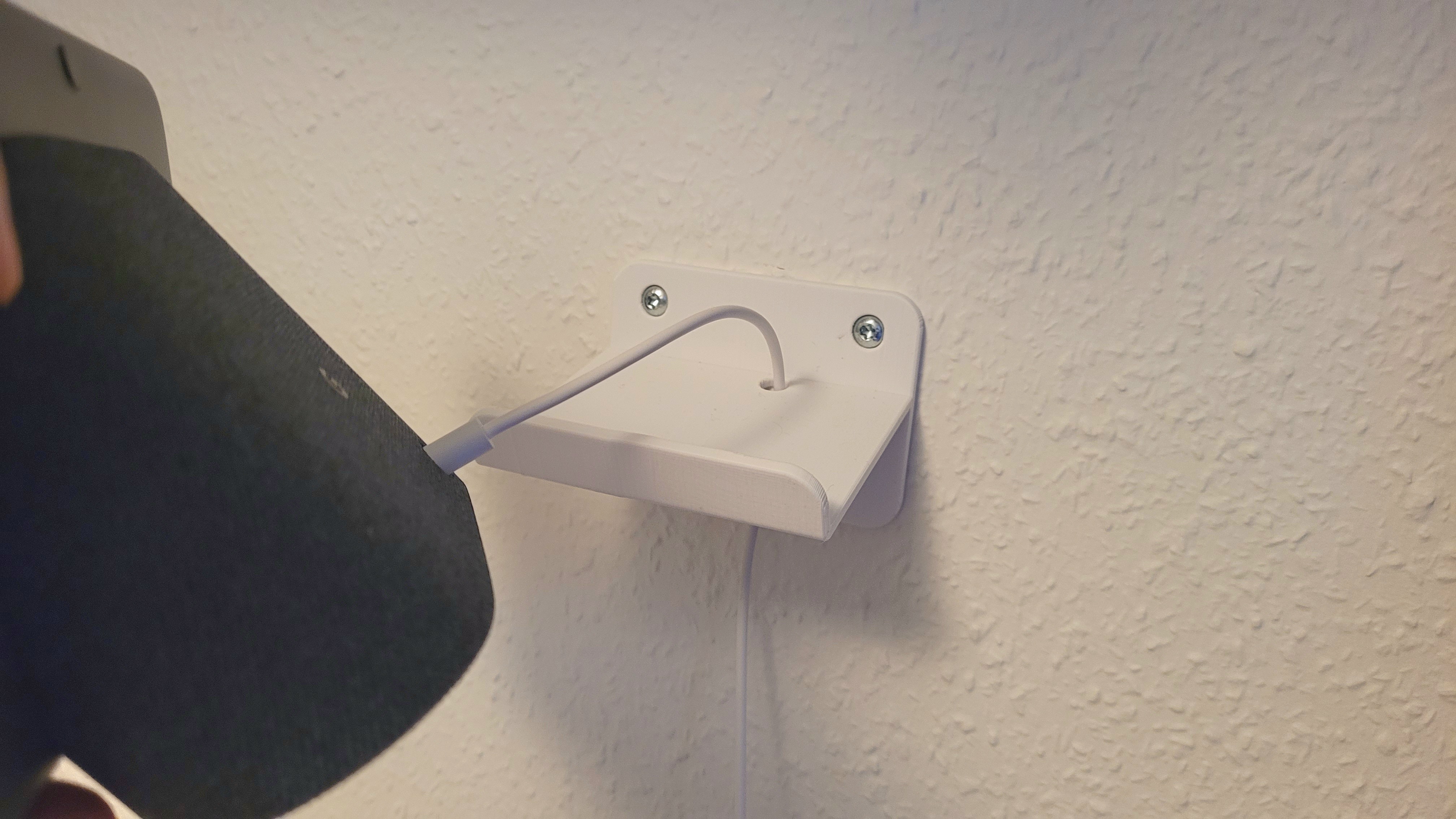 Google Nest Hub Wall Mount - photo 3