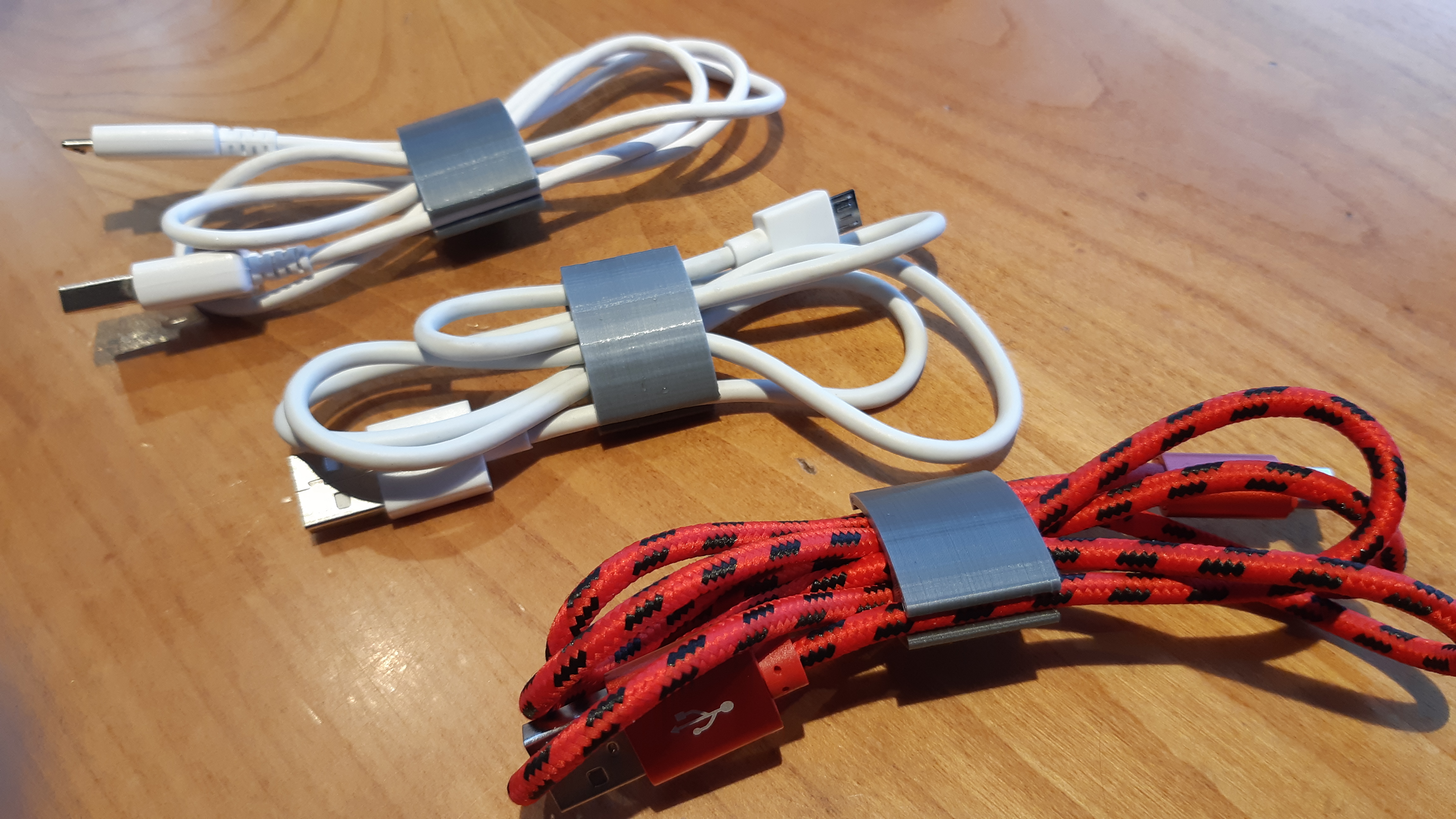 USB cable Organizer_Clip_Holder - photo 4
