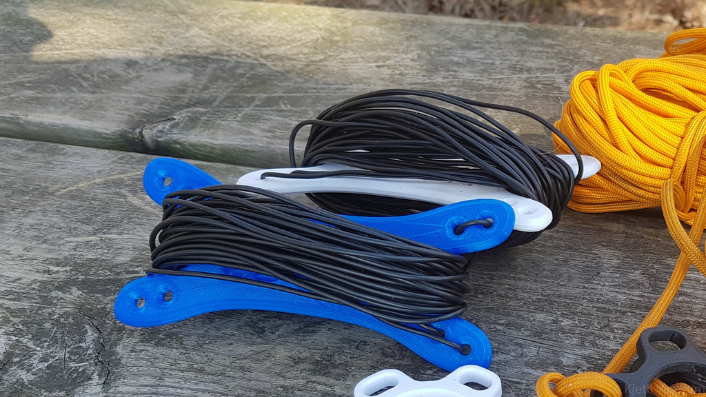 Lightweight antenna cable spooler - photo 3