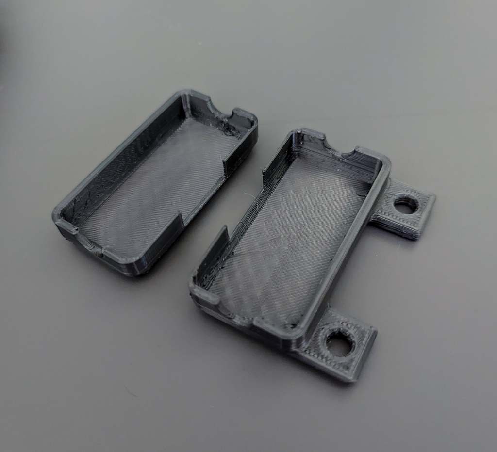 Simagic Alpha Mini Kill Switch Mount - photo 3