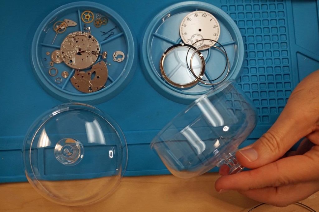 Stackable screw-top watch parts tray - photo 4