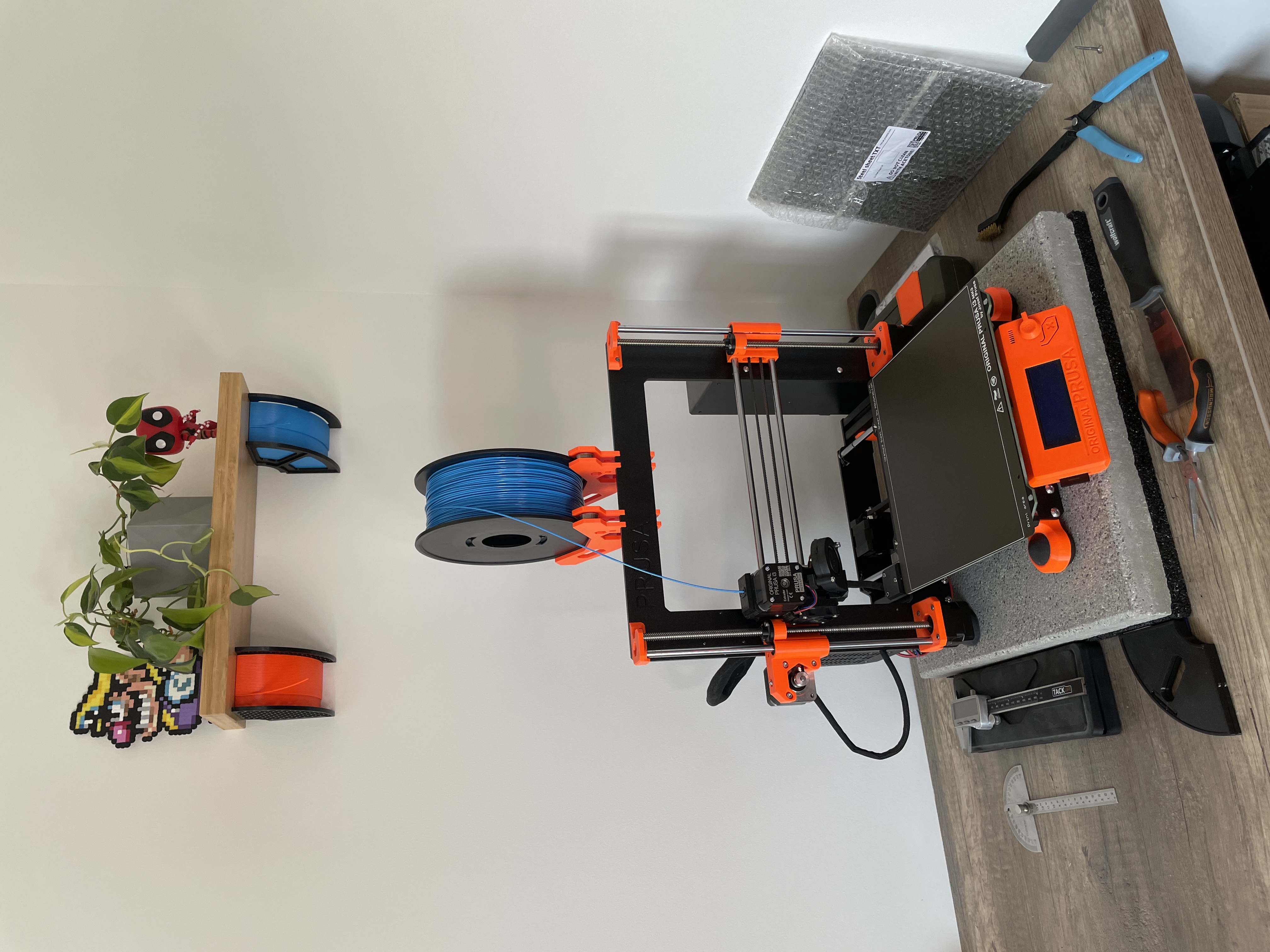 Customizable Spool Bracket Shelf - photo 4