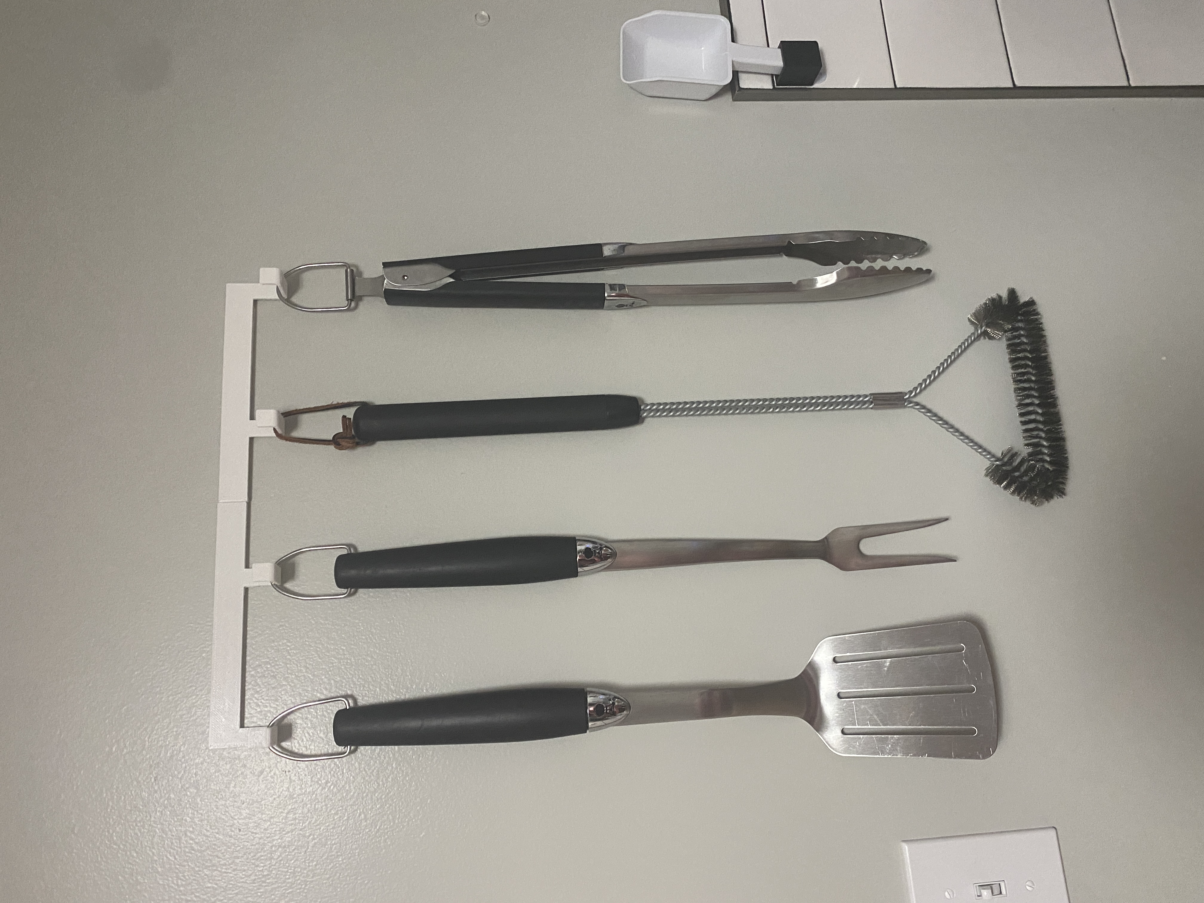 Grill Tool Hanger