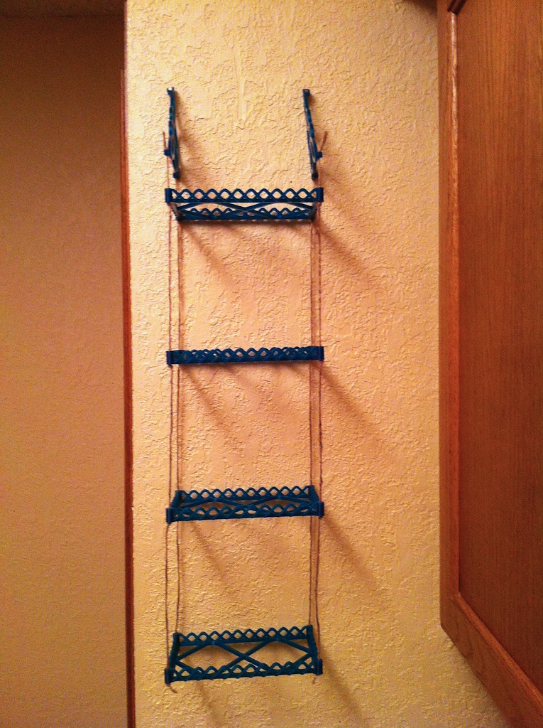 Celtic Inspired Tea Shelf - photo 2