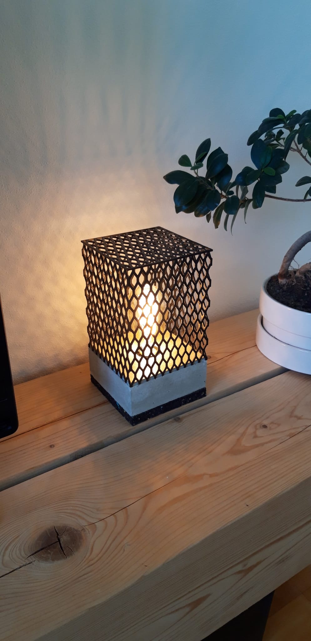 Industrial lamp with concrete base