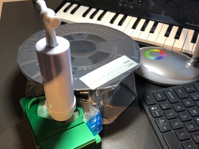 Pump support for vacuum filament storage bags - photo 4