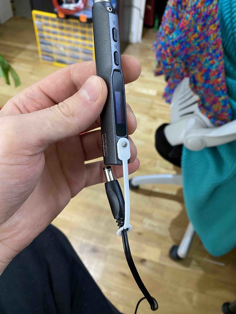 TS100 wire holder clip