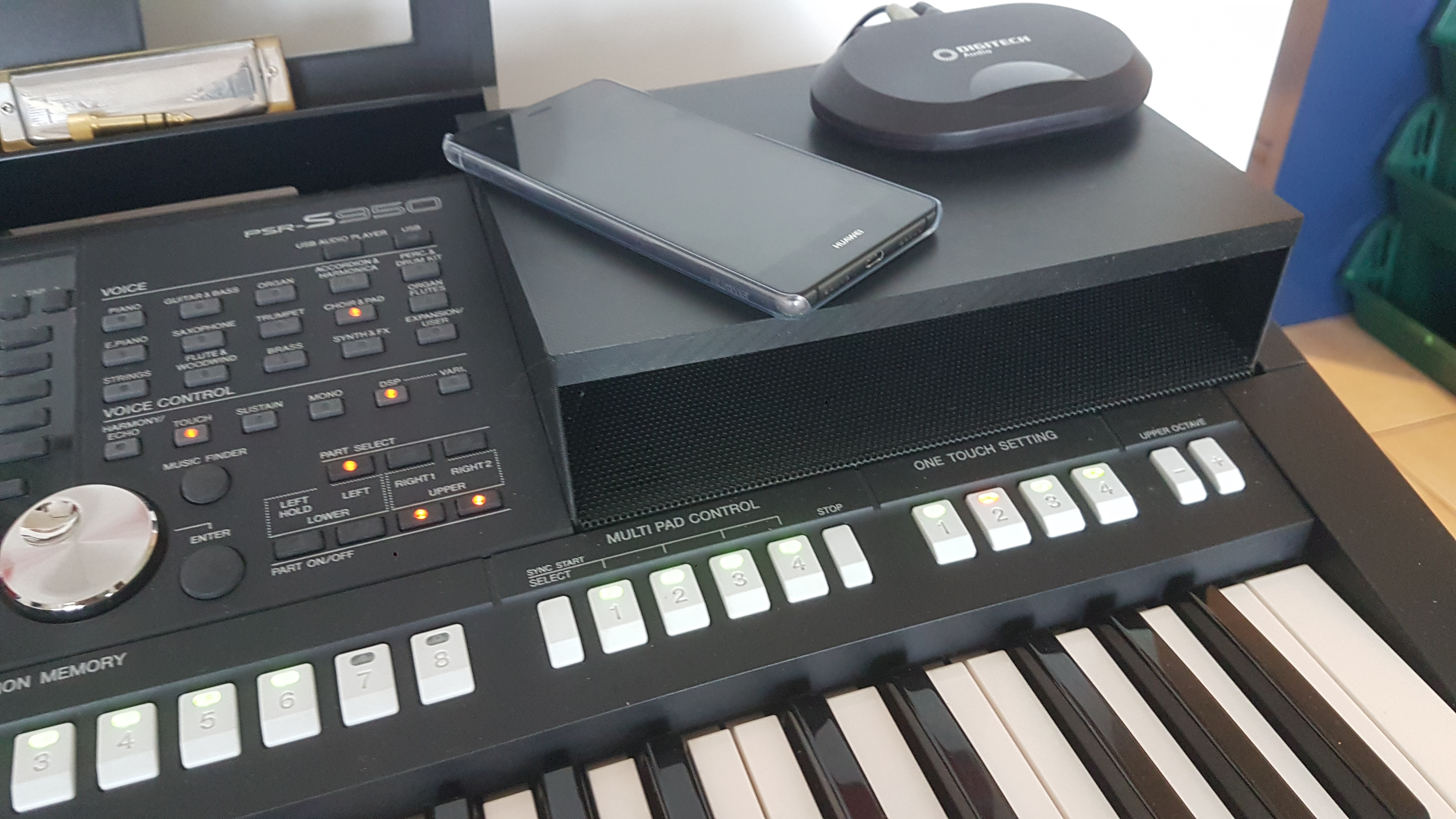 Yamaha PSR S950 speaker shelf - photo 4