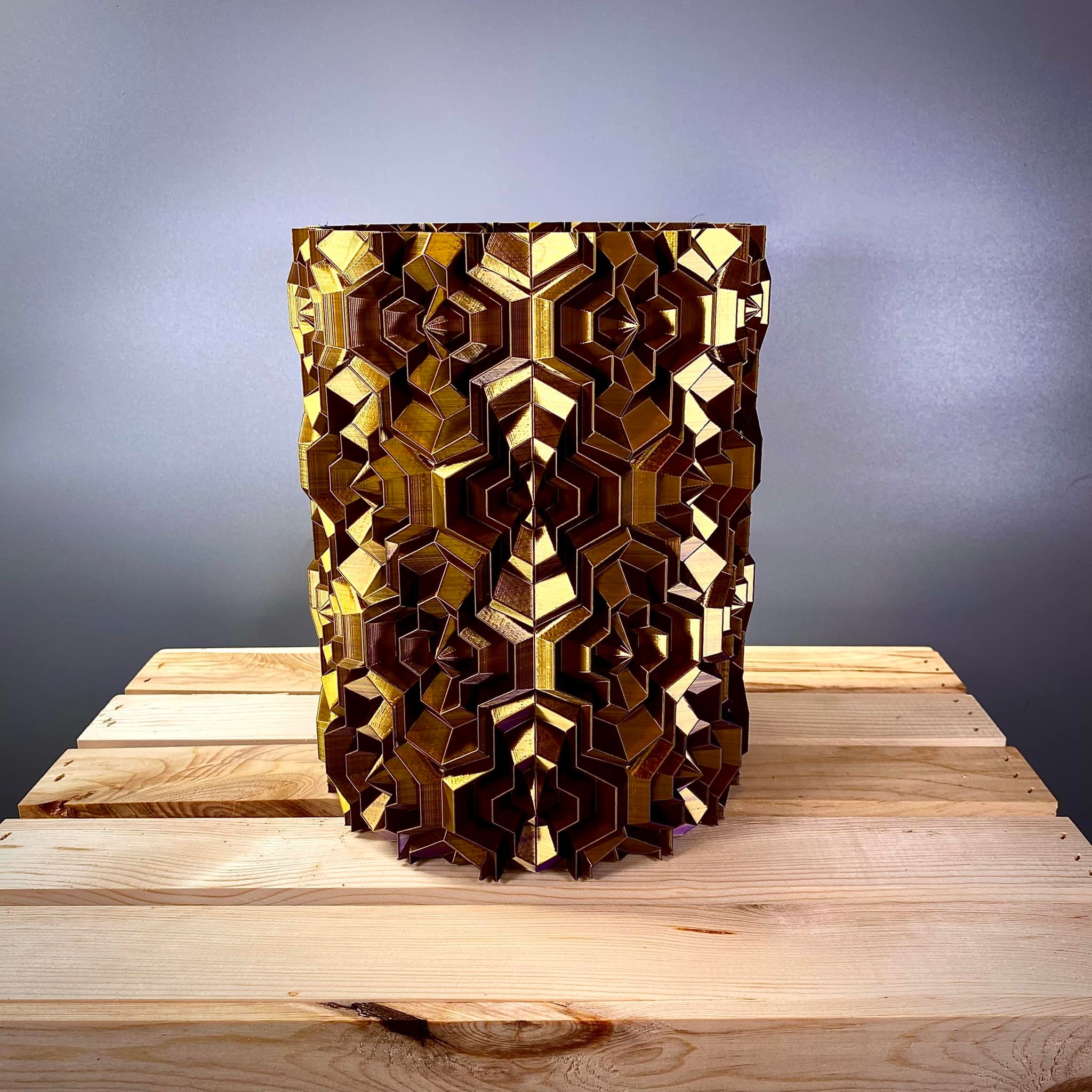 Tetrahex Ripple Vase - photo 4