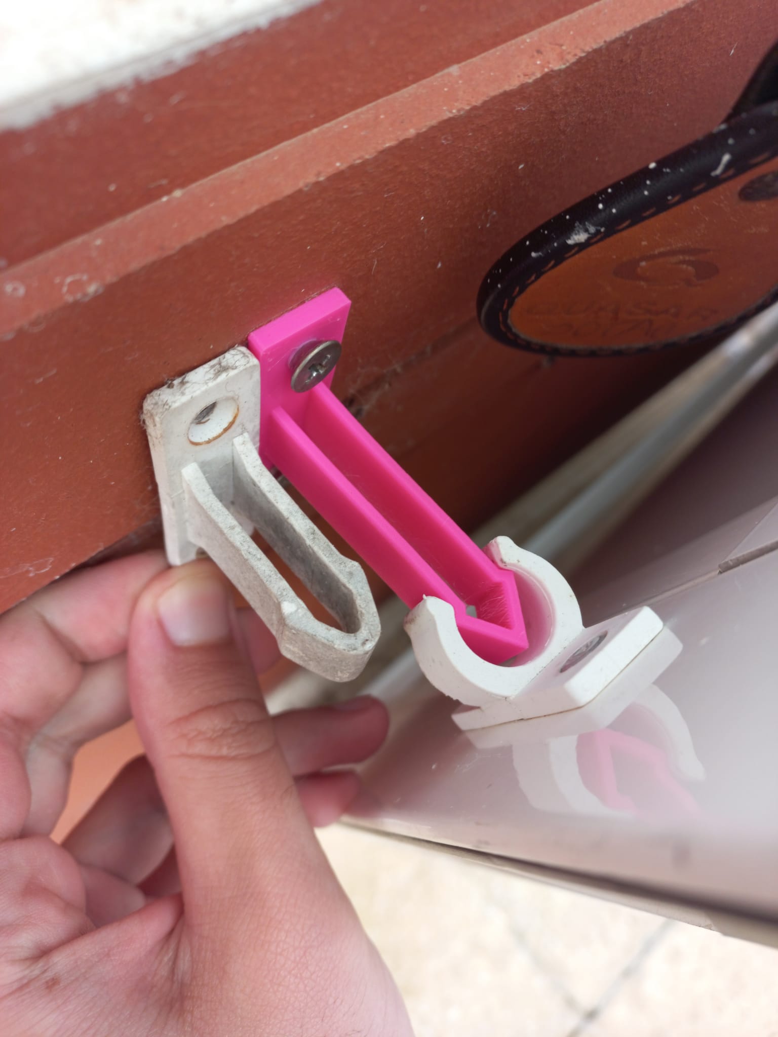 Door/Window/Gate Holder/Stop - photo 3