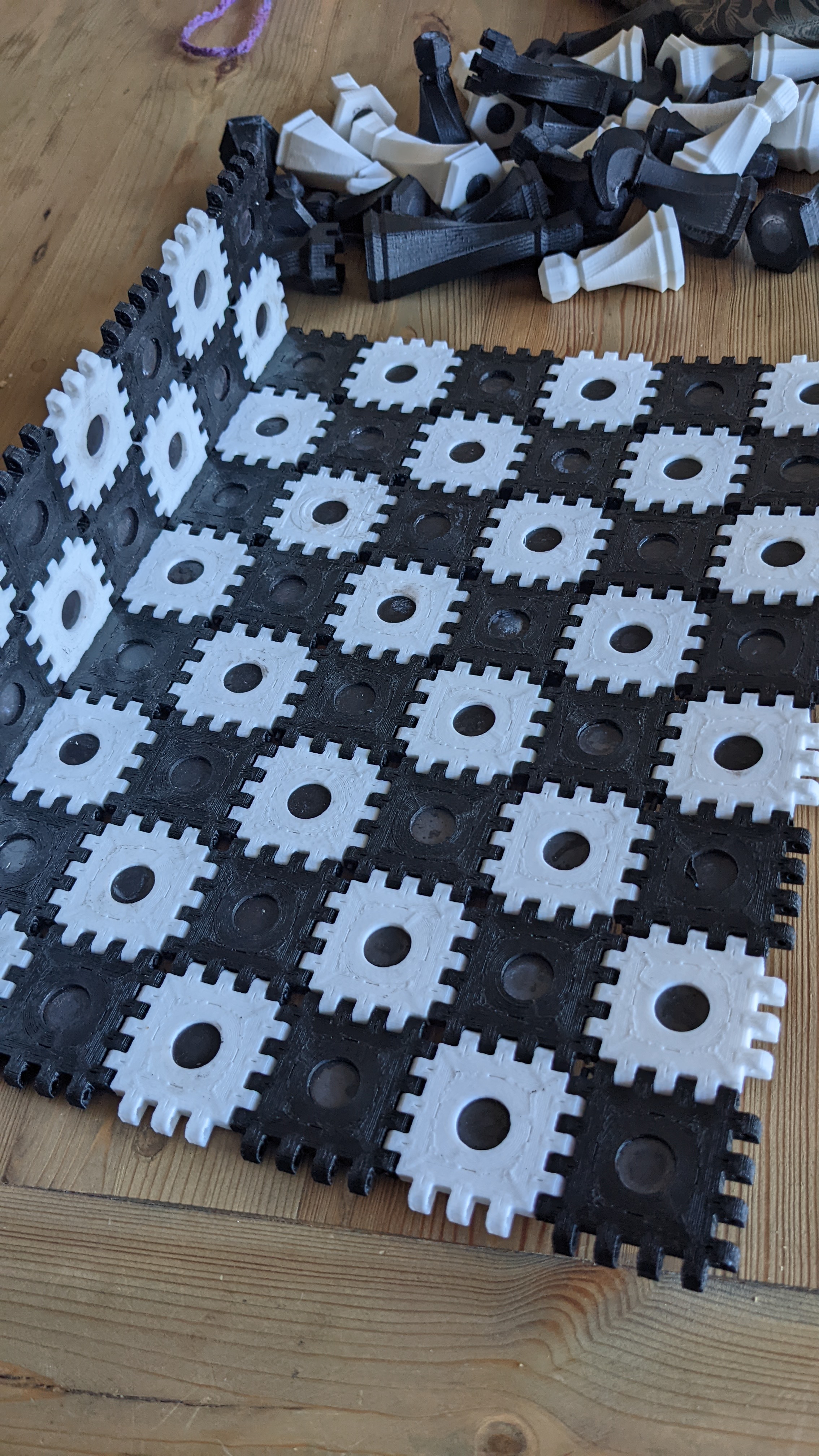 Infinite hinge magnetic chess board - photo 4