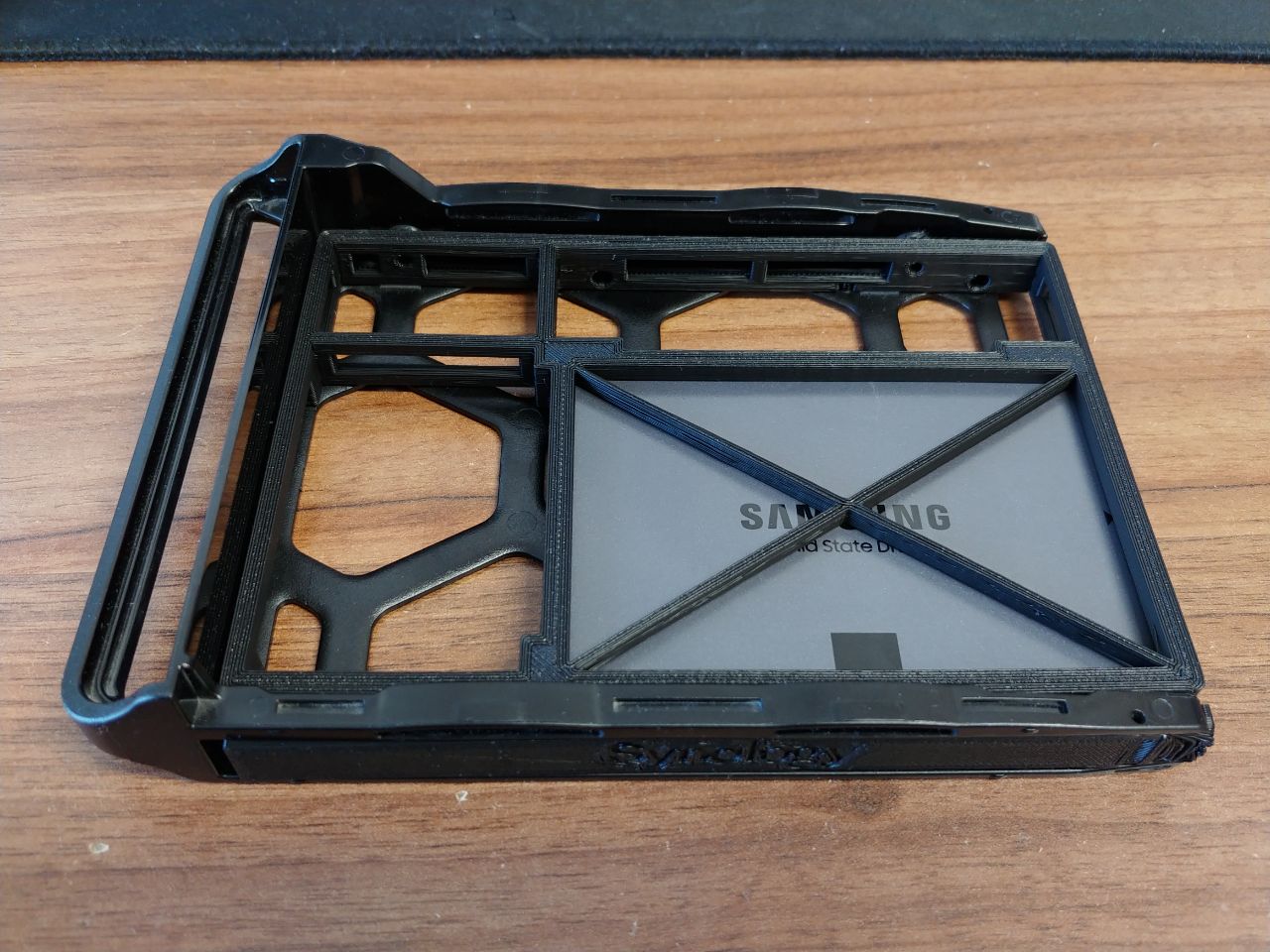 Synology DS218+ SSD Adapter - photo 3