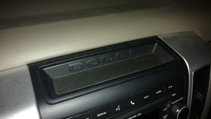Dodge Ram 1500 Cell Phone Cradle - photo 2
