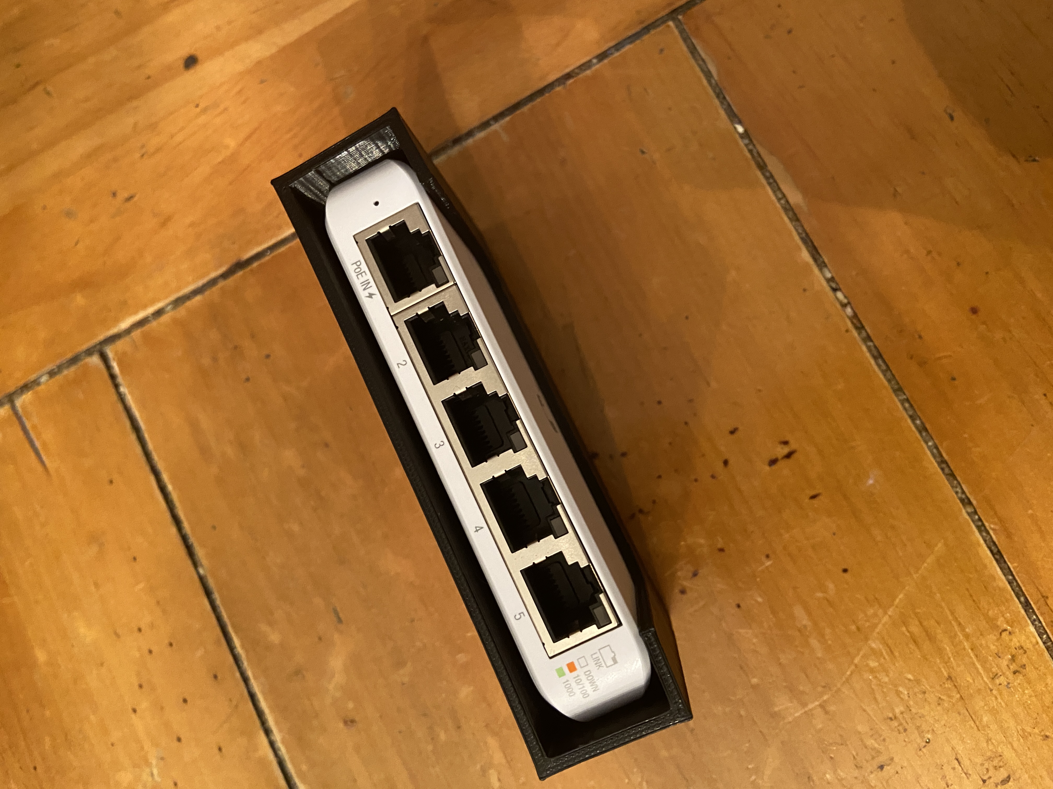 Ubiquiti USW Flex Mini Mount with or without Holes