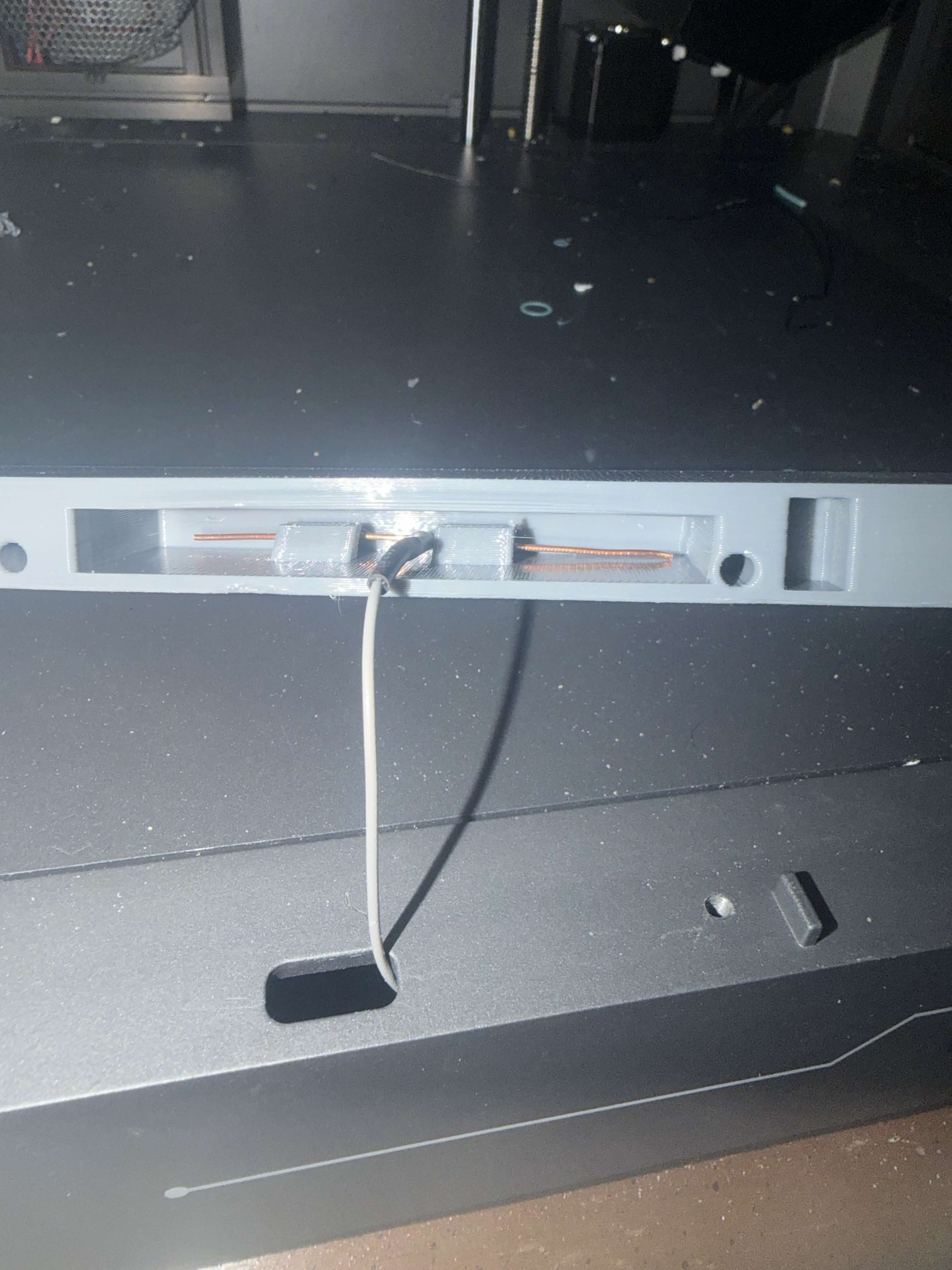 Locking magnetic door latch with improved WiFi Antenna for Elegoo Centauri Carbon - photo 2
