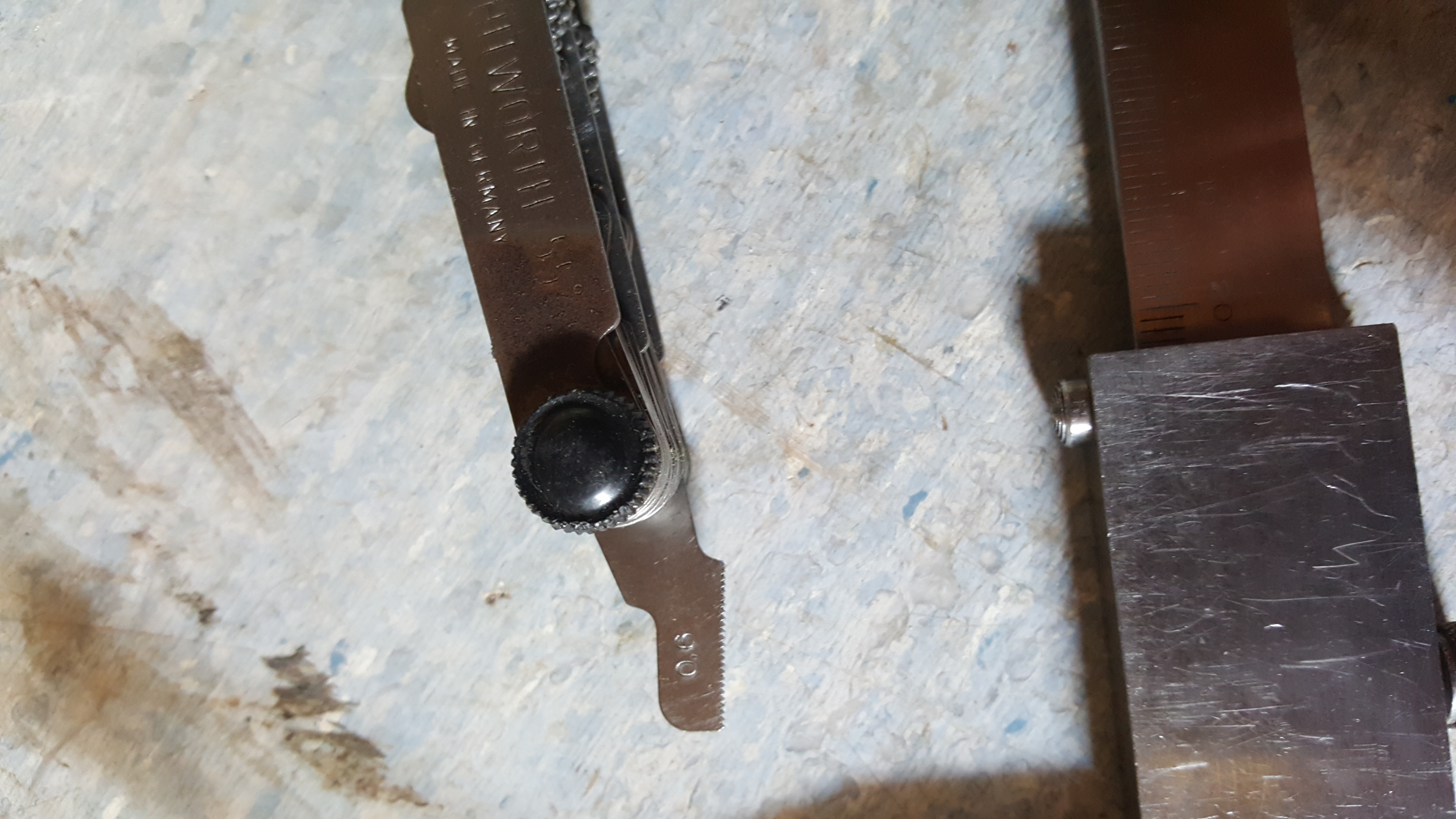 VW-Golf door pin - photo 2