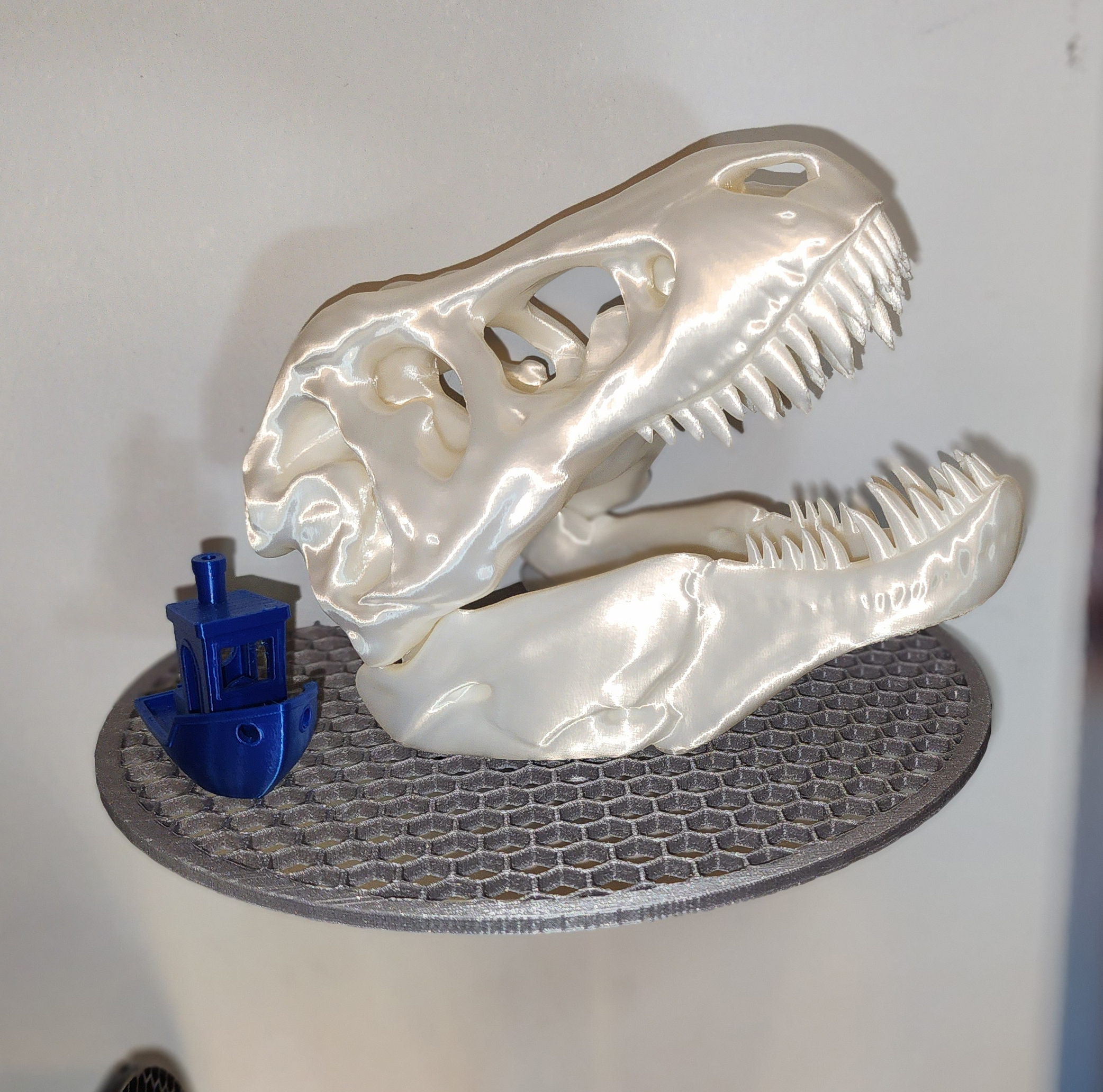 Round honeycomb shelf - wall mounted - photo 3