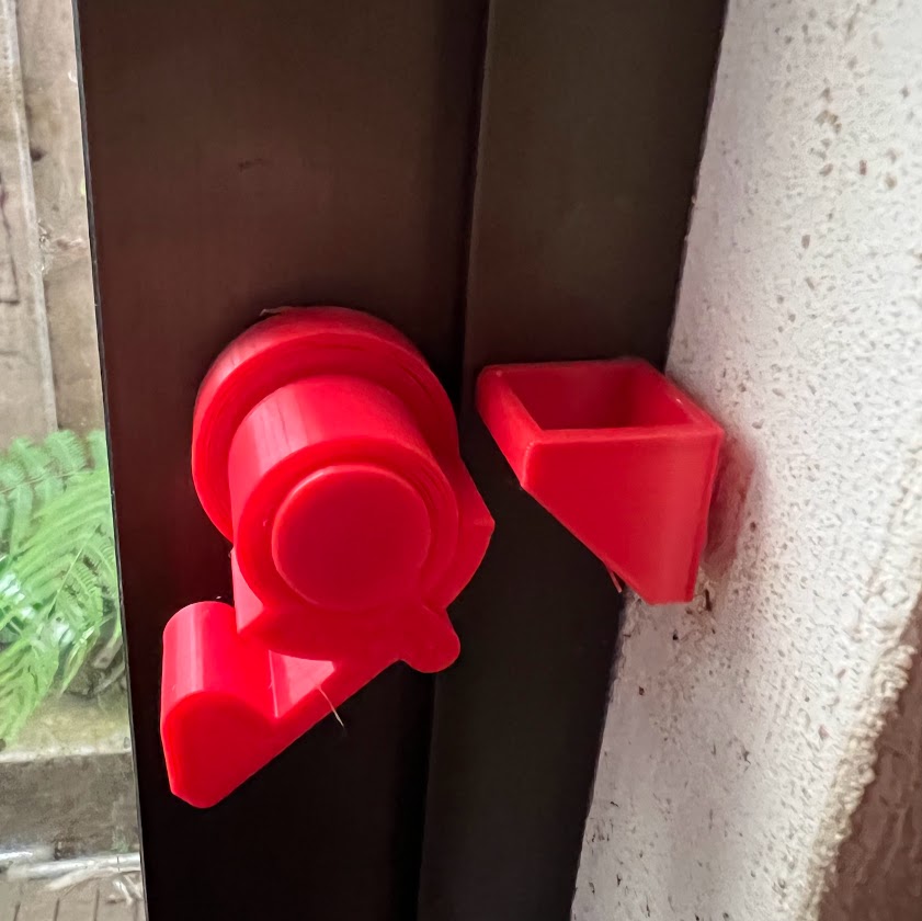 Simple Lock for Sliding Door - photo 3