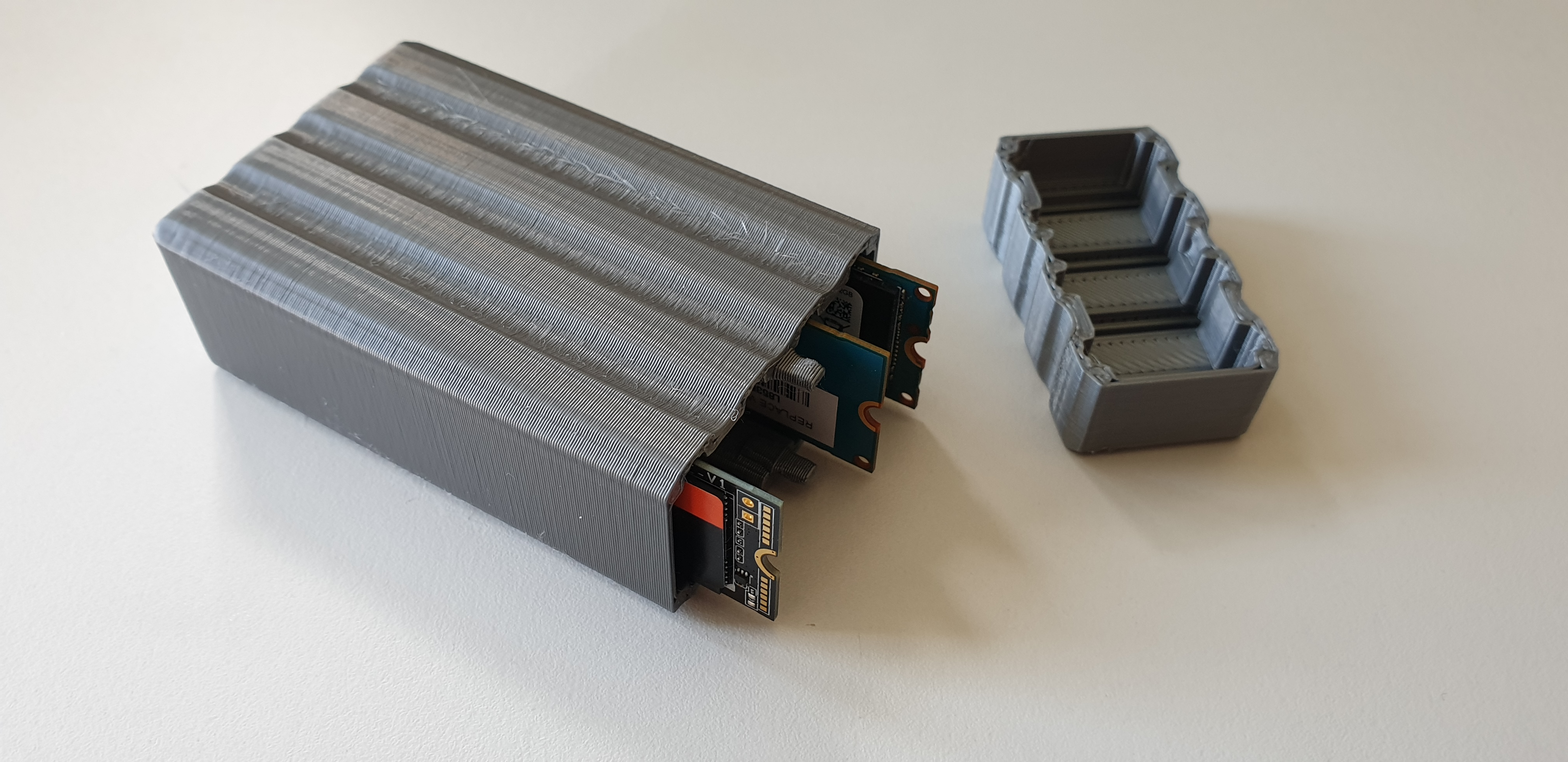 NVME 2280 storage box (4x vertical) - photo 2