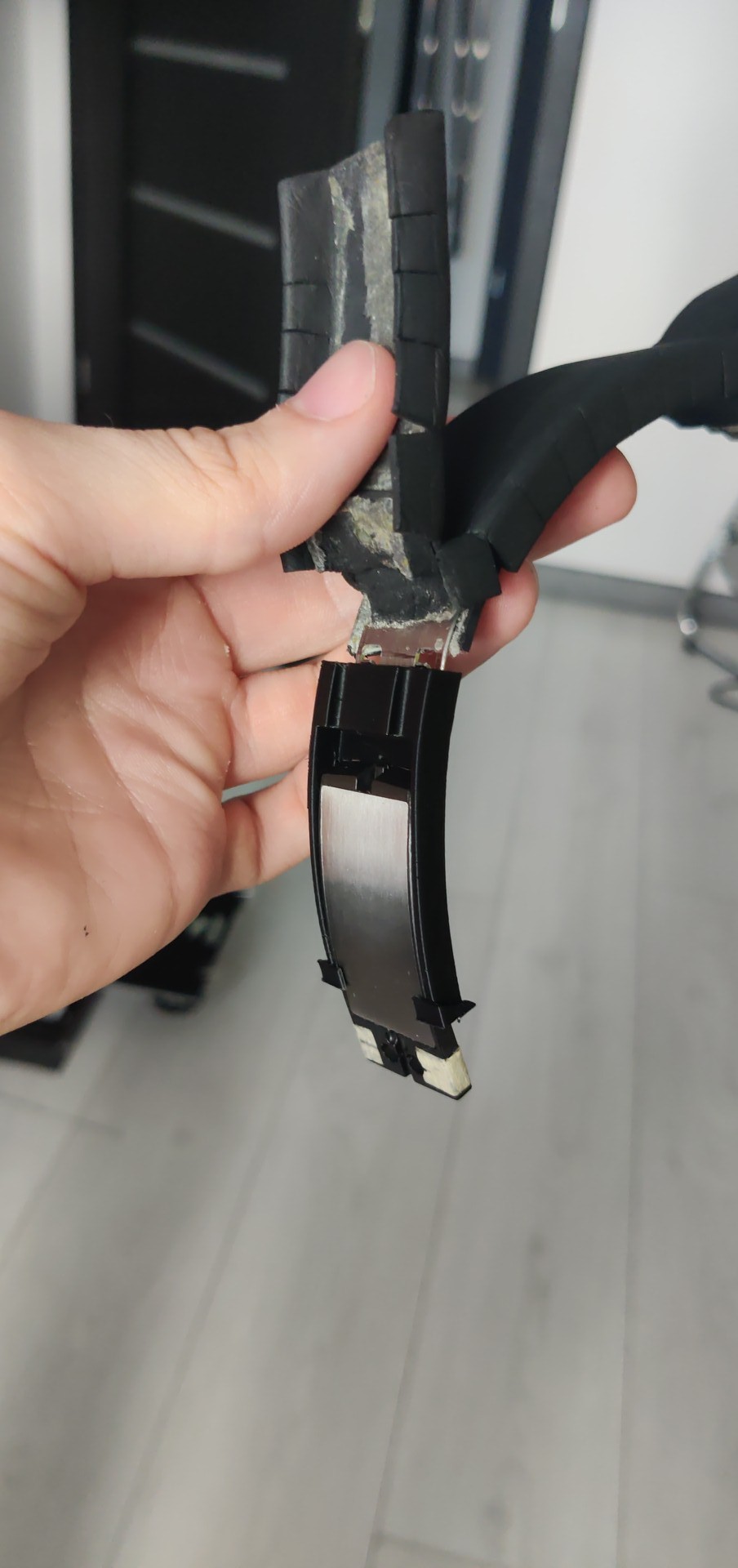 JBL E50BT headband part - photo 4
