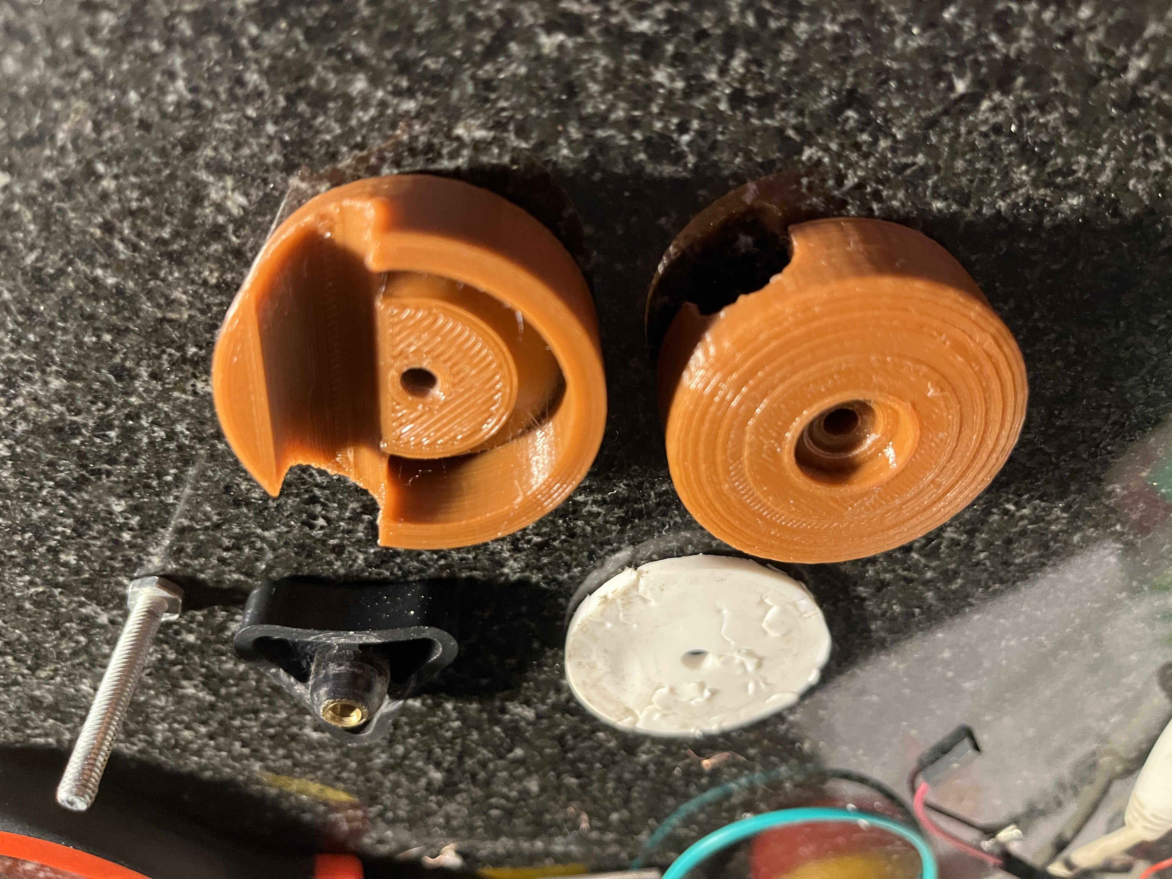 Desk lamp arm clamp repair