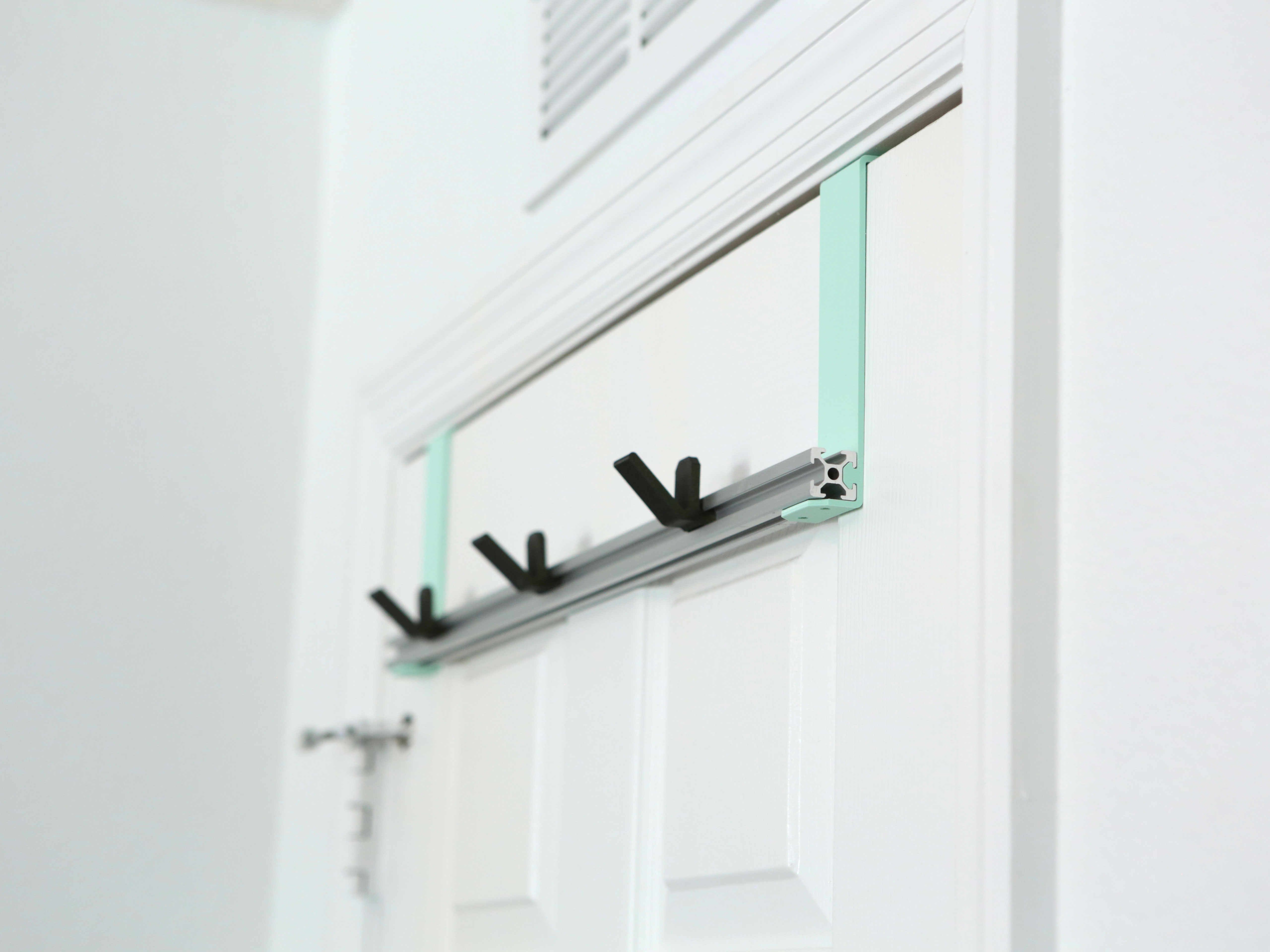 2020 Extrusion Door Hanger - photo 3