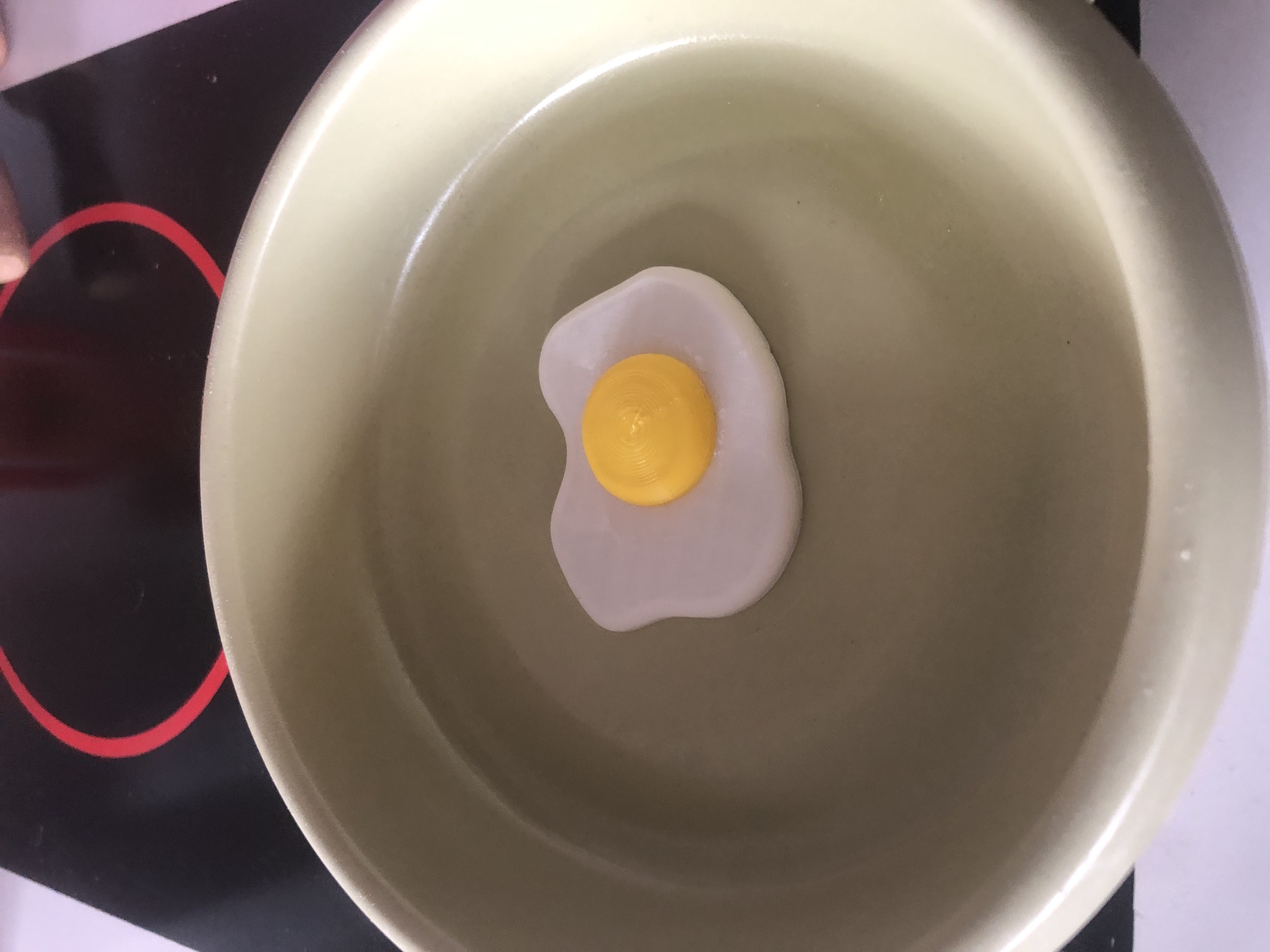 Toy Kitchen - fried egg