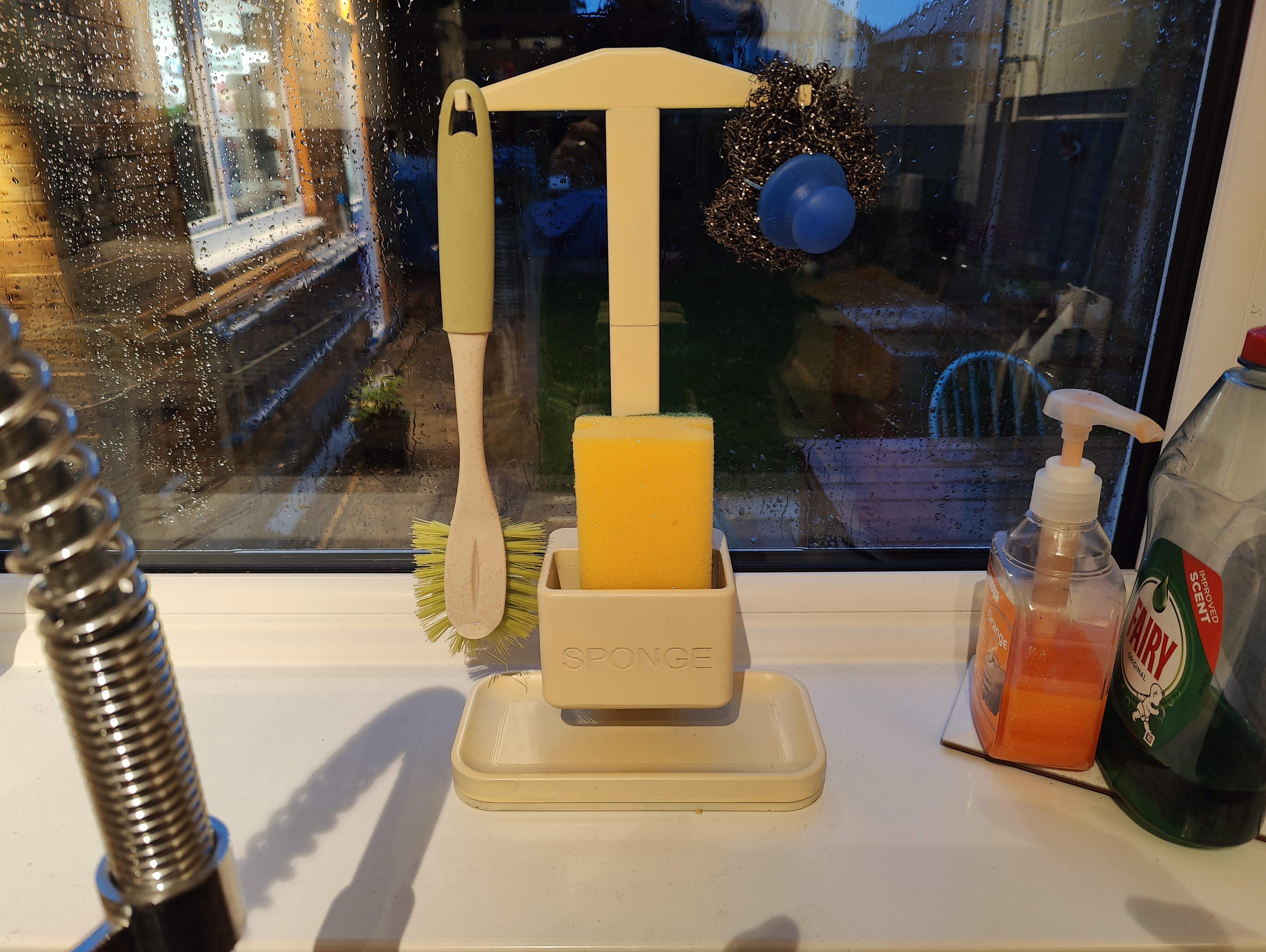 Kitchen Sponge and Brush Washing Up Storage Rack
