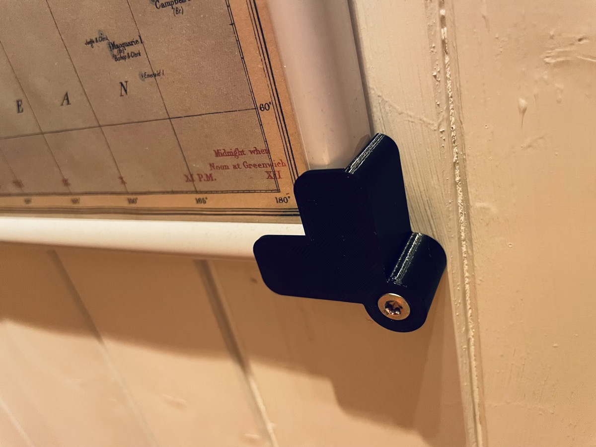 Picture Frame Corner Mount - photo 2
